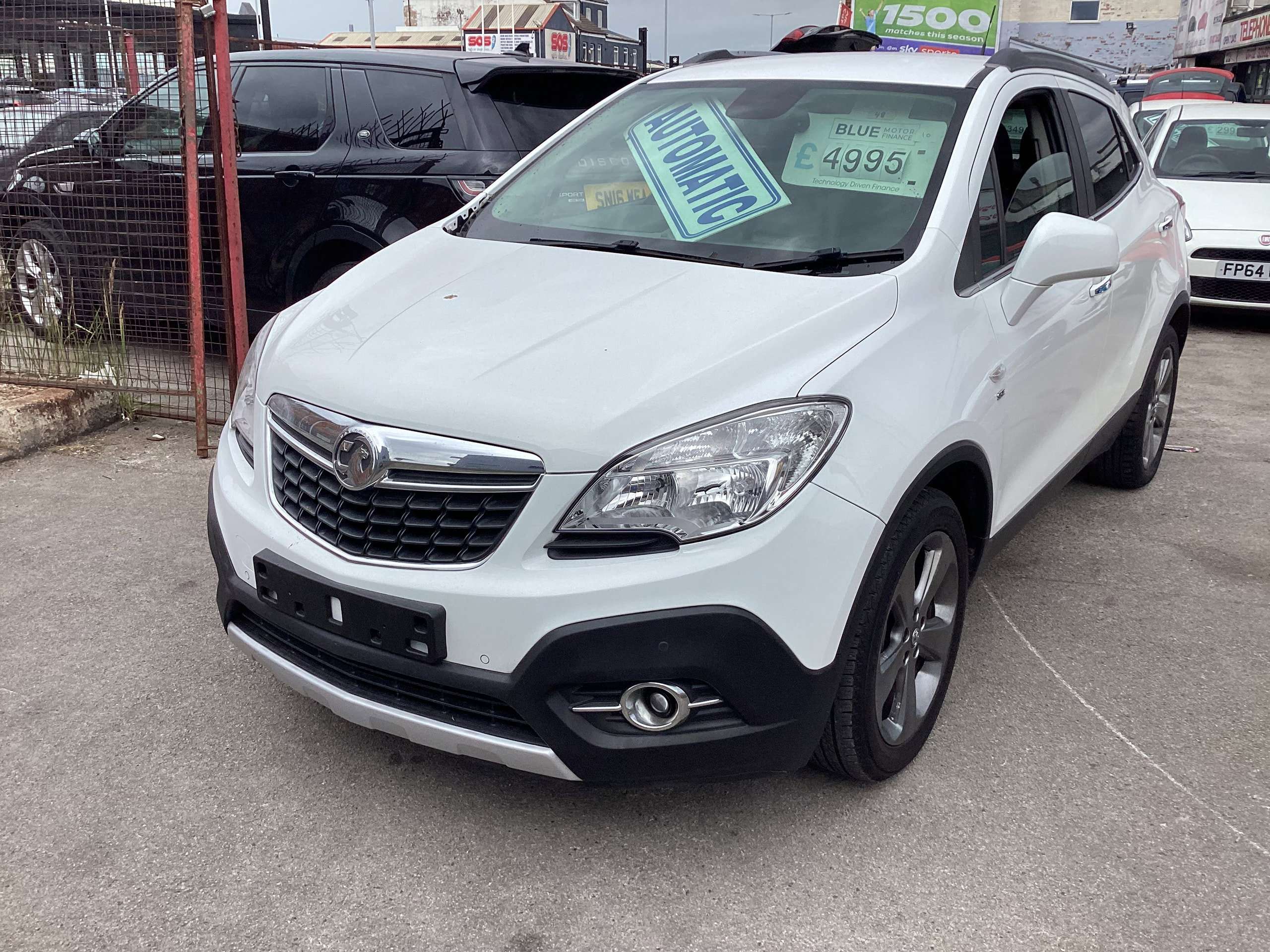 A 2014 VAUXHALL MOKKA 1.7 CDTi SE SUV 5dr Diesel Auto 2WD Euro 5 (130 ps) A 2014 VAUXHALL MOKKA 1.7 CDTi SE SUV 5dr Diesel Auto 2WD Euro 5 (130 ps)