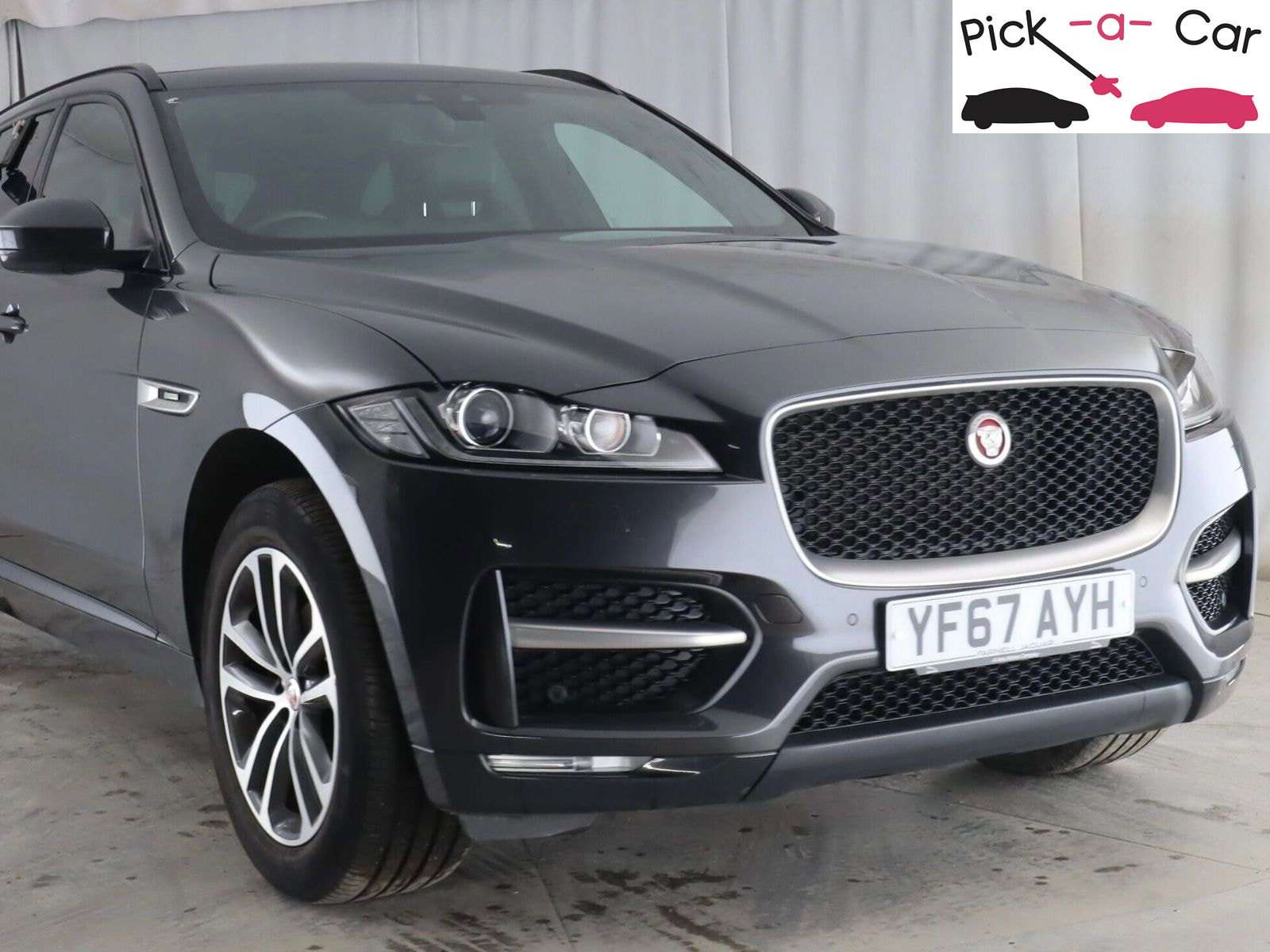 A 2017 JAGUAR F-PACE 2.0 D180 R-Sport SUV 5dr Diesel Auto Euro 6 (s/s) (180 ps) A 2017 JAGUAR F-PACE 2.0 D180 R-Sport SUV 5dr Diesel Auto Euro 6 (s/s) (180 ps)