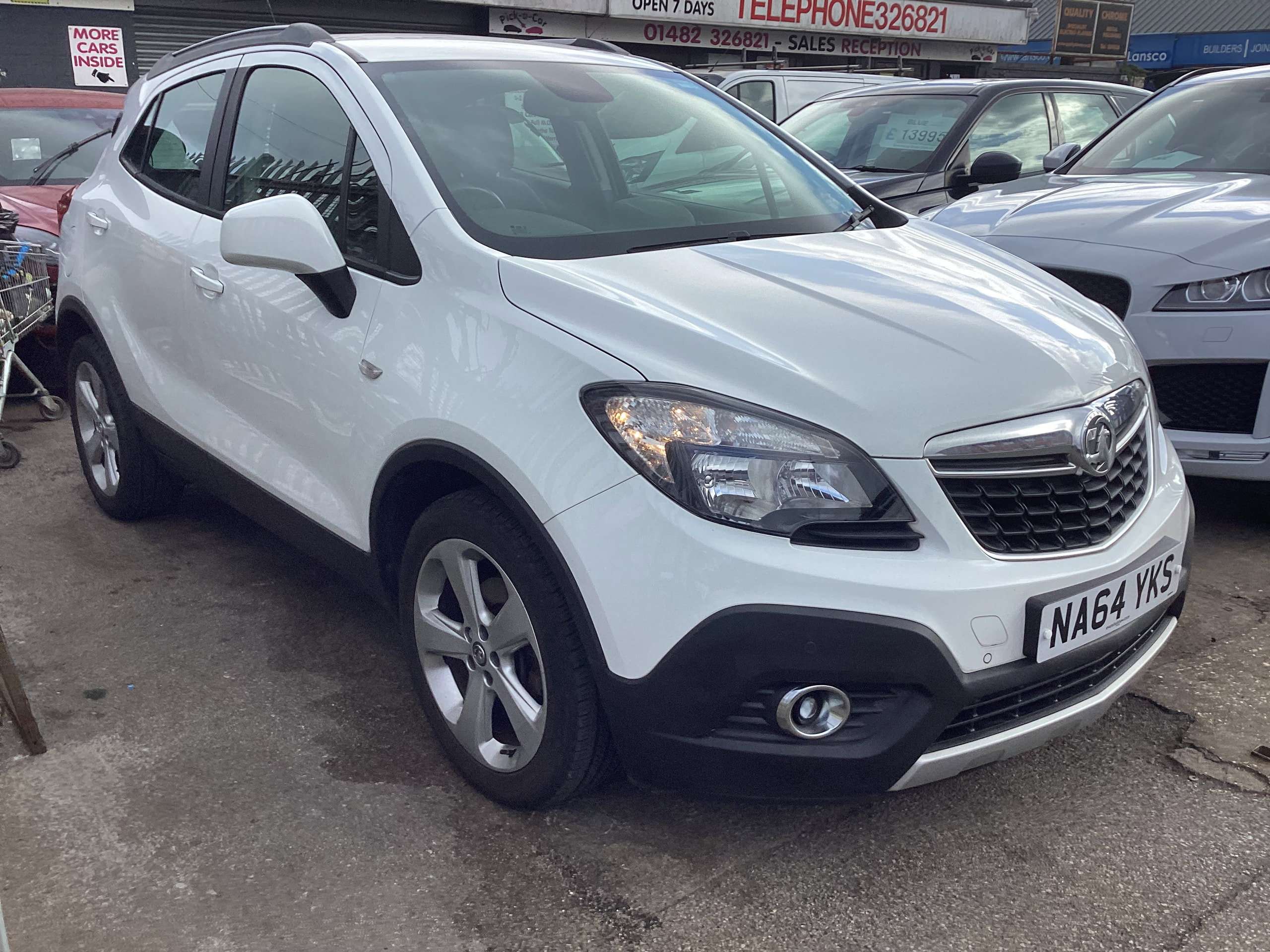 A 2014 VAUXHALL MOKKA 1.6 Tech Line SUV 5dr Petrol Manual 2WD Euro 5 (s/s) (115 ps) A 2014 VAUXHALL MOKKA 1.6 Tech Line SUV 5dr Petrol Manual 2WD Euro 5 (s/s) (115 ps)