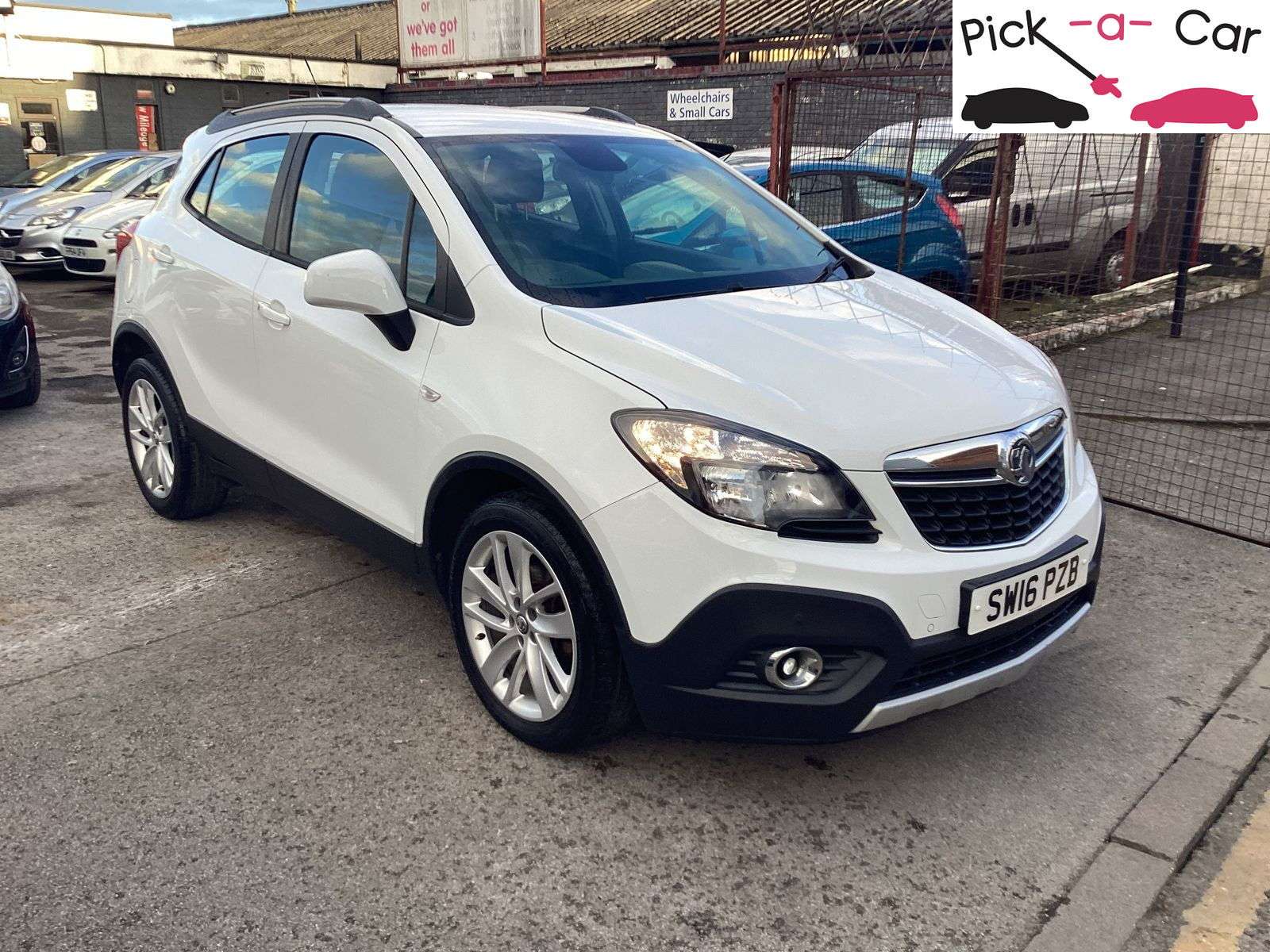 A 2016 VAUXHALL MOKKA 1.6i Exclusiv SUV 5dr Petrol Manual 2WD Euro 6 (s/s) (115 ps) A 2016 VAUXHALL MOKKA 1.6i Exclusiv SUV 5dr Petrol Manual 2WD Euro 6 (s/s) (115 ps)