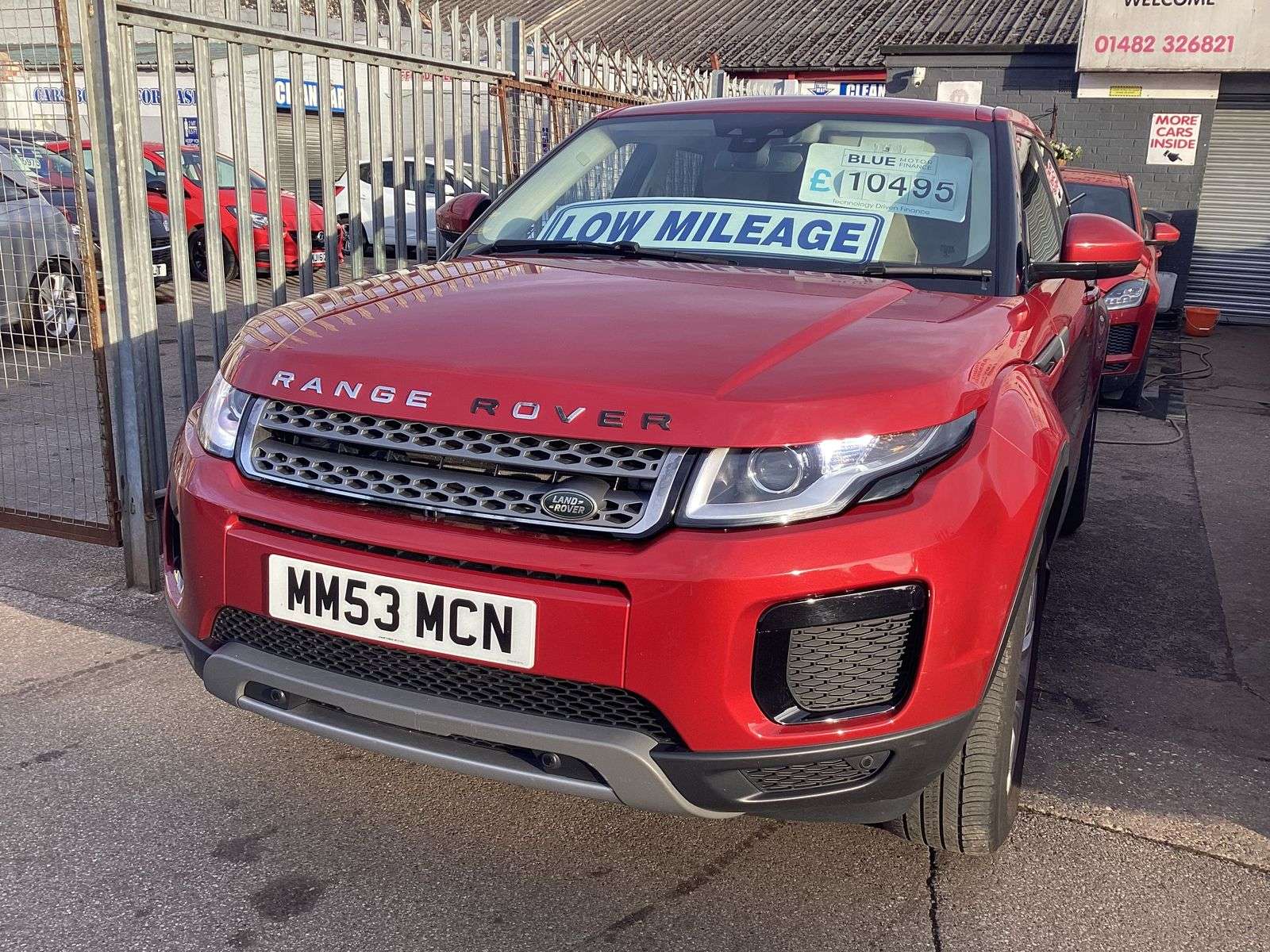 A 2018 LAND ROVER RANGE ROVER EVOQUE 2.0 eD4 SE SUV 5dr Diesel Manual FWD Euro 6 (s/s) (150 ps) A 2018 LAND ROVER RANGE ROVER EVOQUE 2.0 eD4 SE SUV 5dr Diesel Manual FWD Euro 6 (s/s) (150 ps)