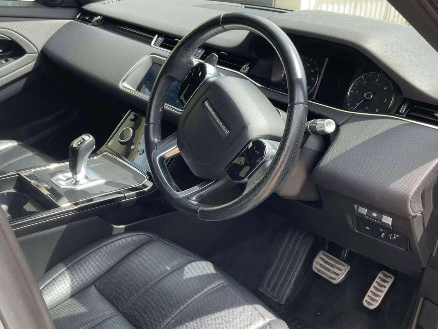 2019 LAND ROVER RANGE ROVER EVOQUE 2019 LAND ROVER RANGE ROVER EVOQUE