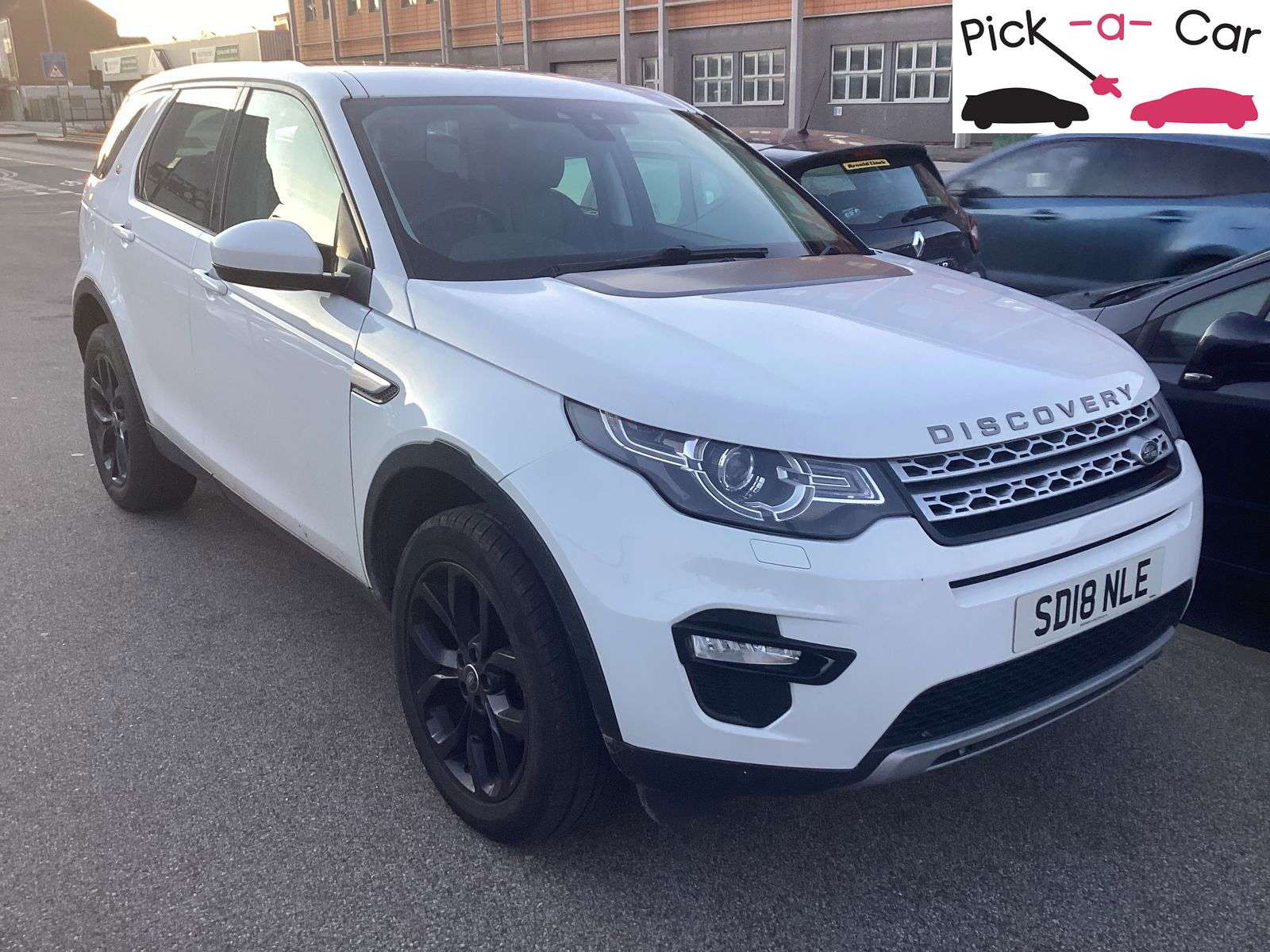 A 2018 LAND ROVER DISCOVERY SPORT 2.0 TD4 HSE SUV 5dr Diesel Manual 4WD Euro 6 (s/s) (180 ps) A 2018 LAND ROVER DISCOVERY SPORT 2.0 TD4 HSE SUV 5dr Diesel Manual 4WD Euro 6 (s/s) (180 ps)