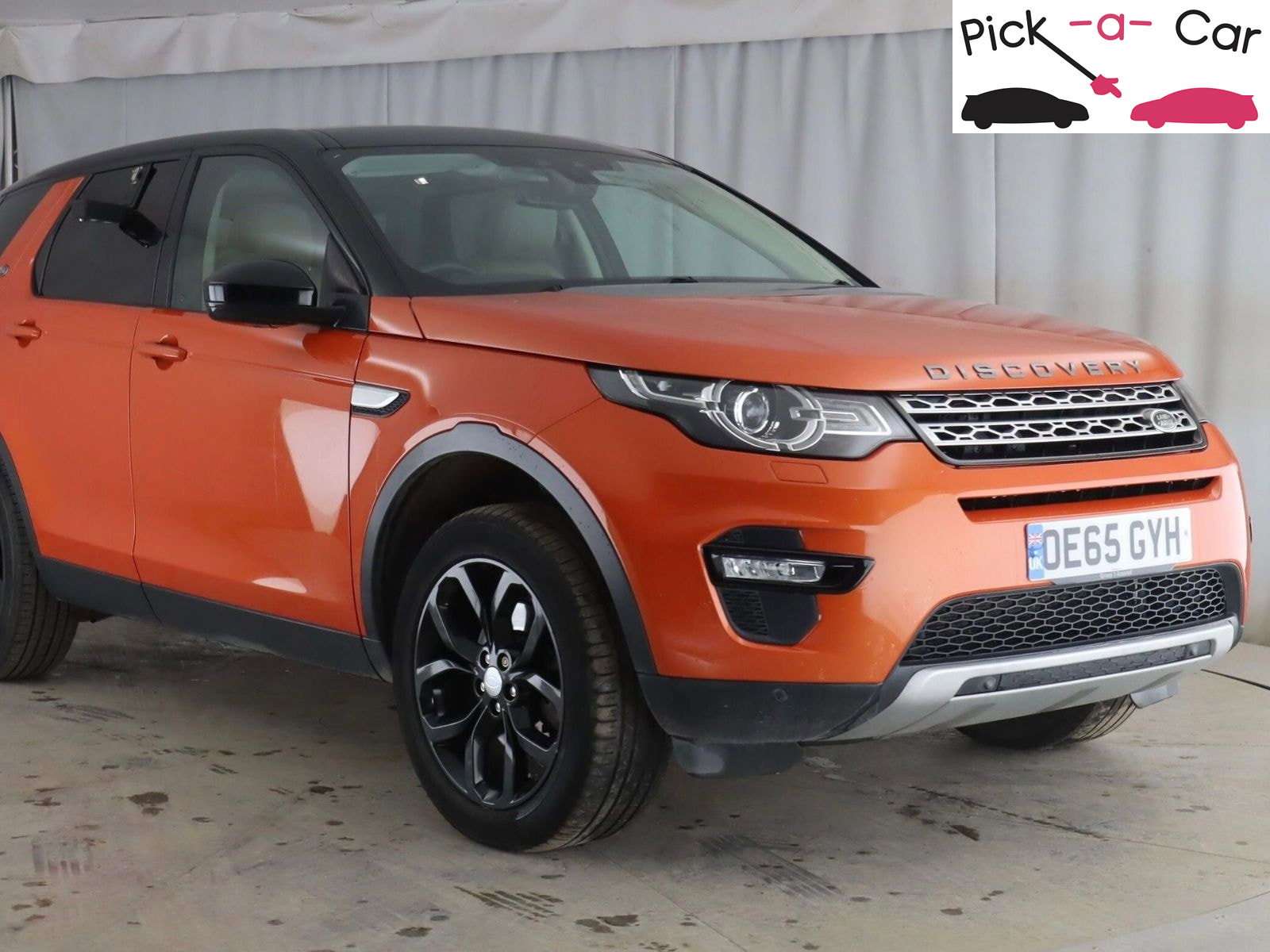 A 2015 LAND ROVER DISCOVERY SPORT 2.0 TD4 HSE SUV 5dr Diesel Auto 4WD Euro 6 (s/s) (180 ps) A 2015 LAND ROVER DISCOVERY SPORT 2.0 TD4 HSE SUV 5dr Diesel Auto 4WD Euro 6 (s/s) (180 ps)