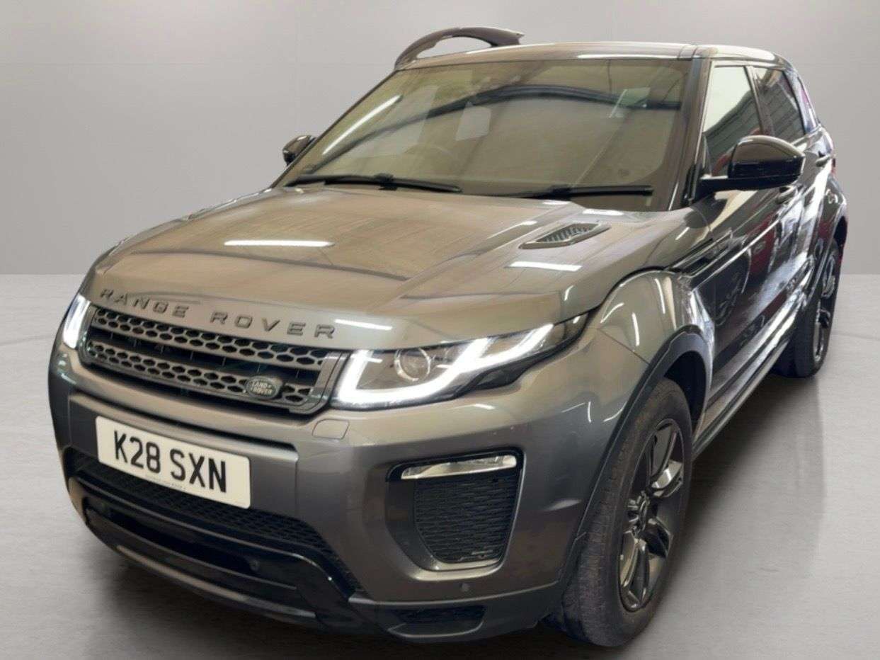 A 2018 LAND ROVER RANGE ROVER EVOQUE 2.0 TD4 Landmark SUV 5dr Diesel Auto 4WD Euro 6 (s/s) (180 ps) A 2018 LAND ROVER RANGE ROVER EVOQUE 2.0 TD4 Landmark SUV 5dr Diesel Auto 4WD Euro 6 (s/s) (180 ps)