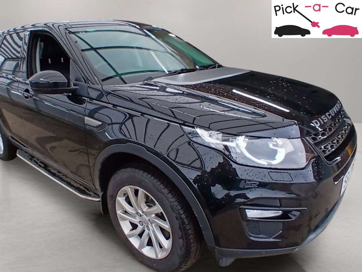 A 2017 LAND ROVER DISCOVERY SPORT 2.0 TD4 SE Tech SUV 5dr Diesel Auto 4WD Euro 6 (s/s) (180 ps) A 2017 LAND ROVER DISCOVERY SPORT 2.0 TD4 SE Tech SUV 5dr Diesel Auto 4WD Euro 6 (s/s) (180 ps)