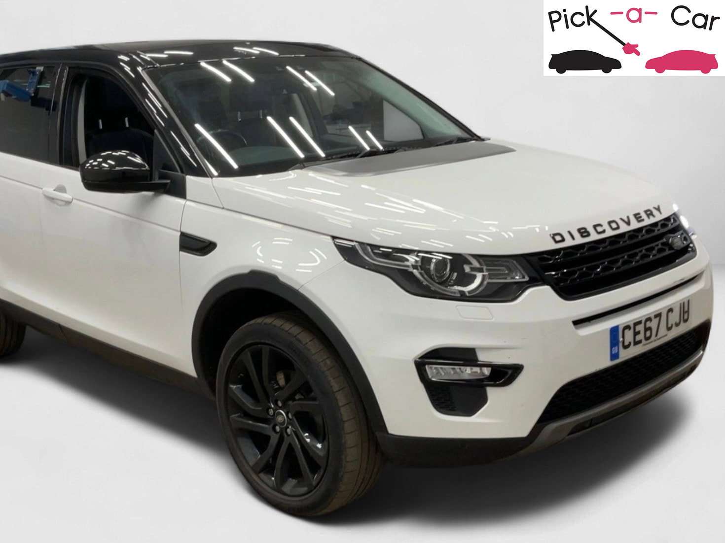 A 2017 LAND ROVER DISCOVERY SPORT 2.0 TD4 HSE Black SUV 5dr Diesel Auto 4WD Euro 6 (s/s) (180 ps) A 2017 LAND ROVER DISCOVERY SPORT 2.0 TD4 HSE Black SUV 5dr Diesel Auto 4WD Euro 6 (s/s) (180 ps)