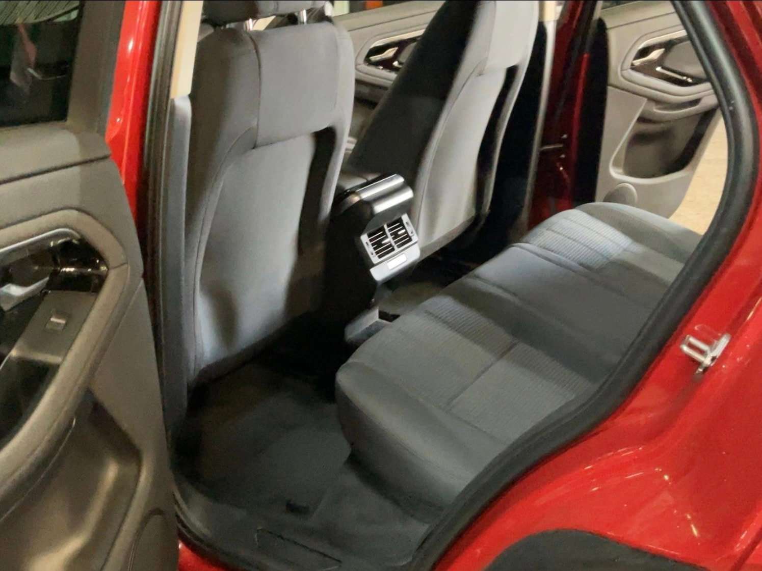 2019 LAND ROVER RANGE ROVER EVOQUE 2019 LAND ROVER RANGE ROVER EVOQUE