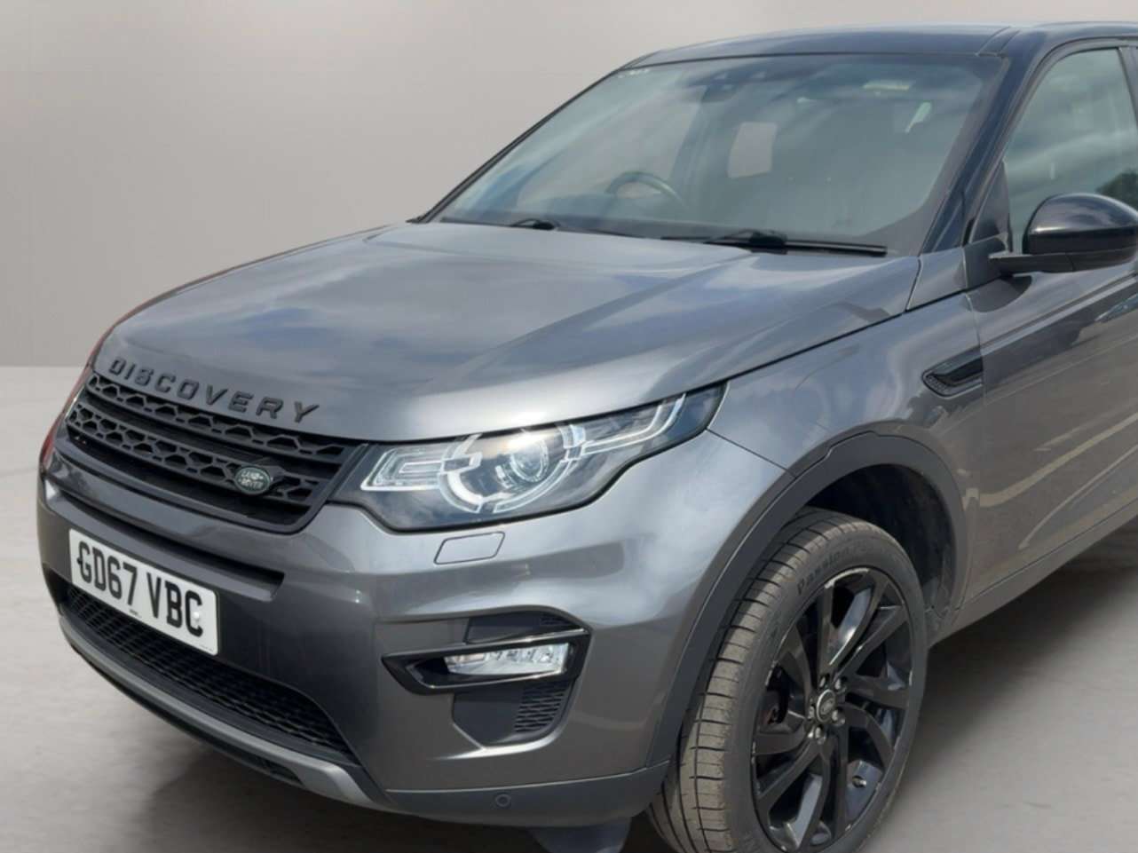 A 2018 LAND ROVER DISCOVERY SPORT 2.0 TD4 HSE Black SUV 5dr Diesel Auto 4WD Euro 6 (s/s) (180 ps) A 2018 LAND ROVER DISCOVERY SPORT 2.0 TD4 HSE Black SUV 5dr Diesel Auto 4WD Euro 6 (s/s) (180 ps)