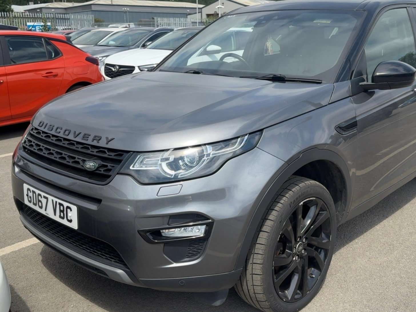 A 2018 LAND ROVER DISCOVERY SPORT 2.0 TD4 HSE Black SUV 5dr Diesel Auto 4WD Euro 6 (s/s) (180 ps) A 2018 LAND ROVER DISCOVERY SPORT 2.0 TD4 HSE Black SUV 5dr Diesel Auto 4WD Euro 6 (s/s) (180 ps)