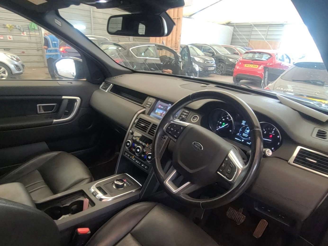 A 2019 LAND ROVER DISCOVERY SPORT 2.0 TD4 Landmark SUV 5dr Diesel Auto 4WD Euro 6 (s/s) (180 ps) A 2019 LAND ROVER DISCOVERY SPORT 2.0 TD4 Landmark SUV 5dr Diesel Auto 4WD Euro 6 (s/s) (180 ps)