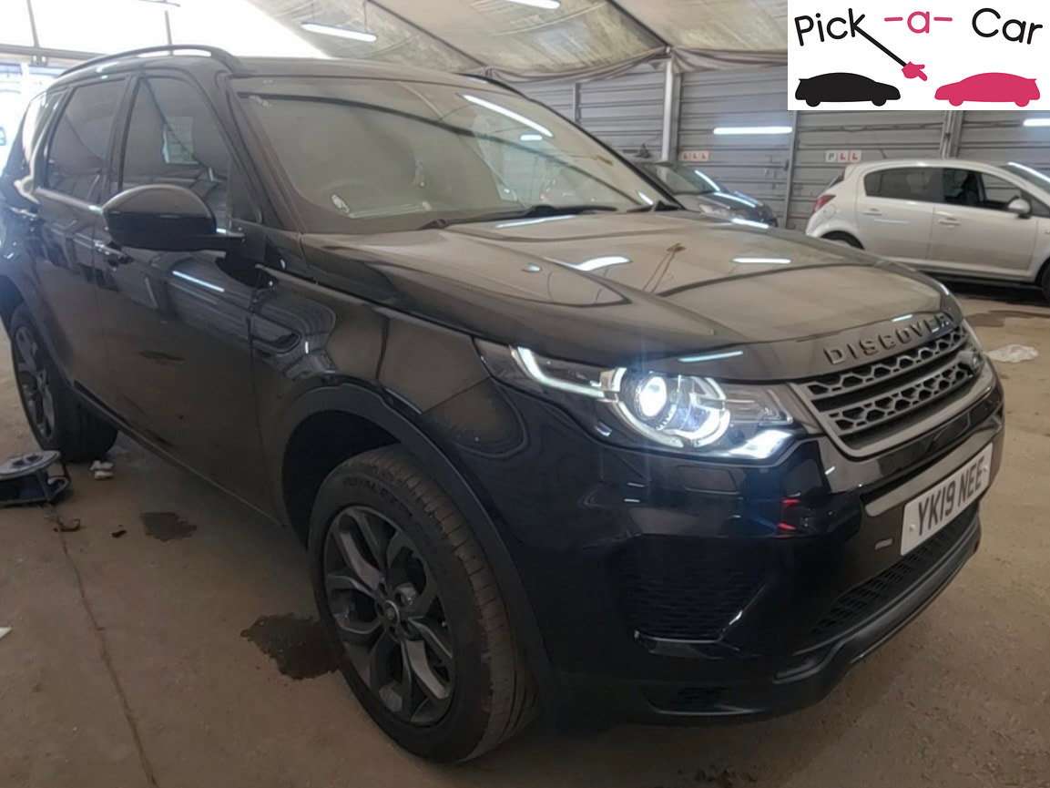 A 2019 LAND ROVER DISCOVERY SPORT 2.0 TD4 Landmark SUV 5dr Diesel Auto 4WD Euro 6 (s/s) (180 ps) A 2019 LAND ROVER DISCOVERY SPORT 2.0 TD4 Landmark SUV 5dr Diesel Auto 4WD Euro 6 (s/s) (180 ps)