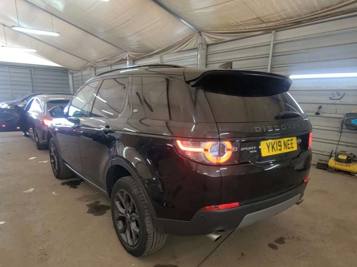 A 2019 LAND ROVER DISCOVERY SPORT 2.0 TD4 Landmark SUV 5dr Diesel Auto 4WD Euro 6 (s/s) (180 ps) A 2019 LAND ROVER DISCOVERY SPORT 2.0 TD4 Landmark SUV 5dr Diesel Auto 4WD Euro 6 (s/s) (180 ps)