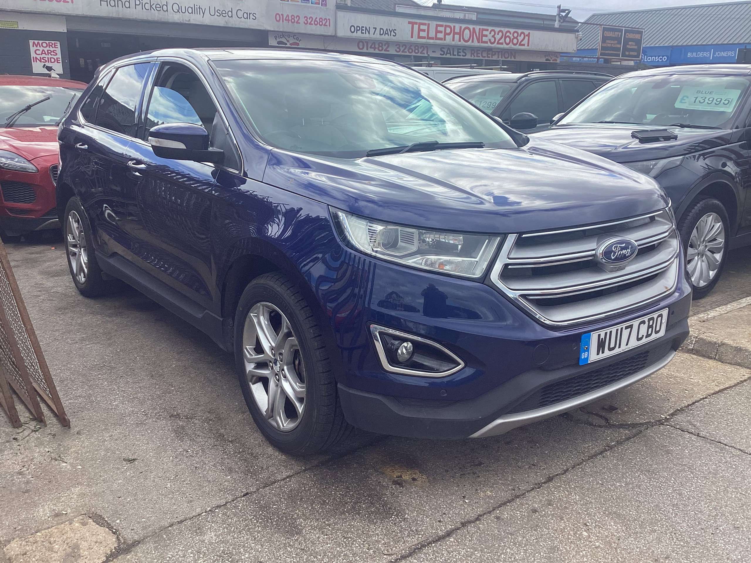 A 2017 FORD EDGE 2.0 TDCi Titanium SUV 5dr Diesel Manual AWD Euro 6 (s/s) (180 ps) A 2017 FORD EDGE 2.0 TDCi Titanium SUV 5dr Diesel Manual AWD Euro 6 (s/s) (180 ps)