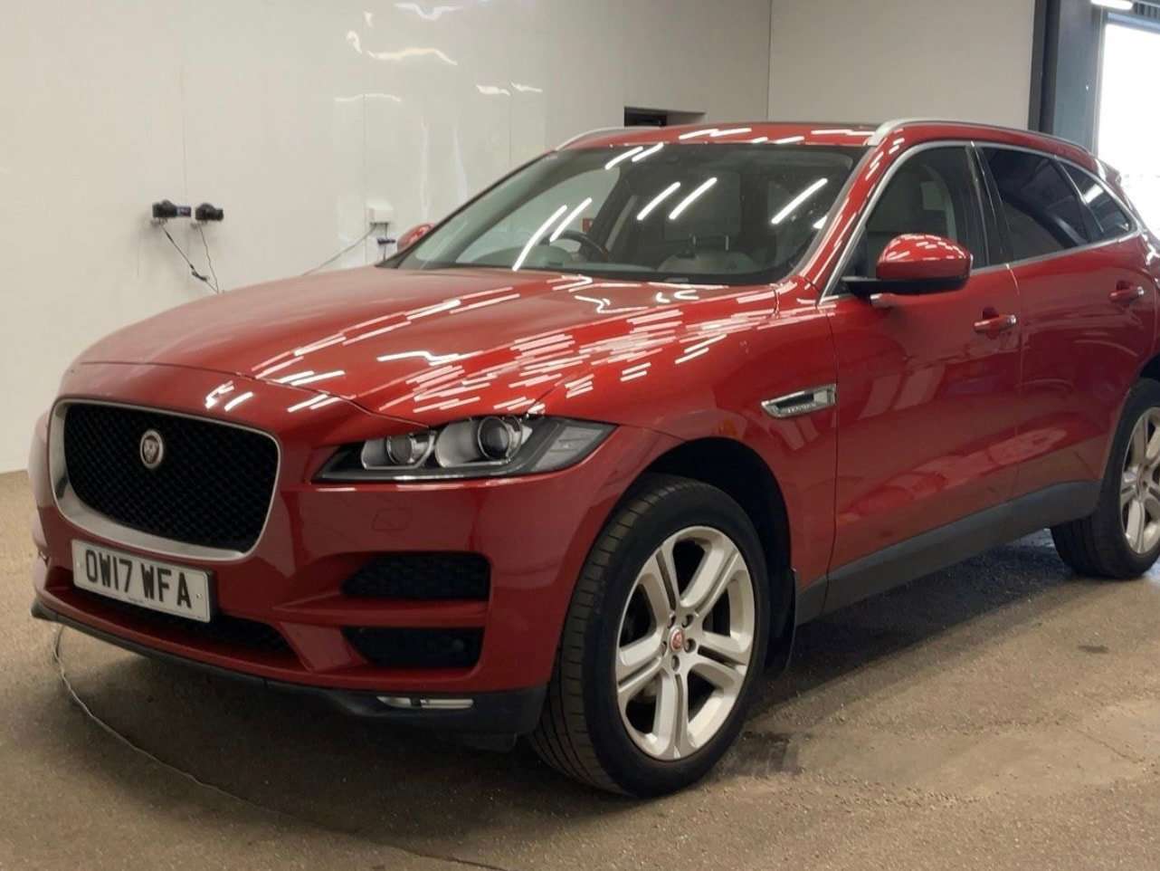 A 2017 JAGUAR F-PACE 2.0 D240 Portfolio SUV 5dr Diesel Auto AWD Euro 6 (s/s) (240 ps) A 2017 JAGUAR F-PACE 2.0 D240 Portfolio SUV 5dr Diesel Auto AWD Euro 6 (s/s) (240 ps)
