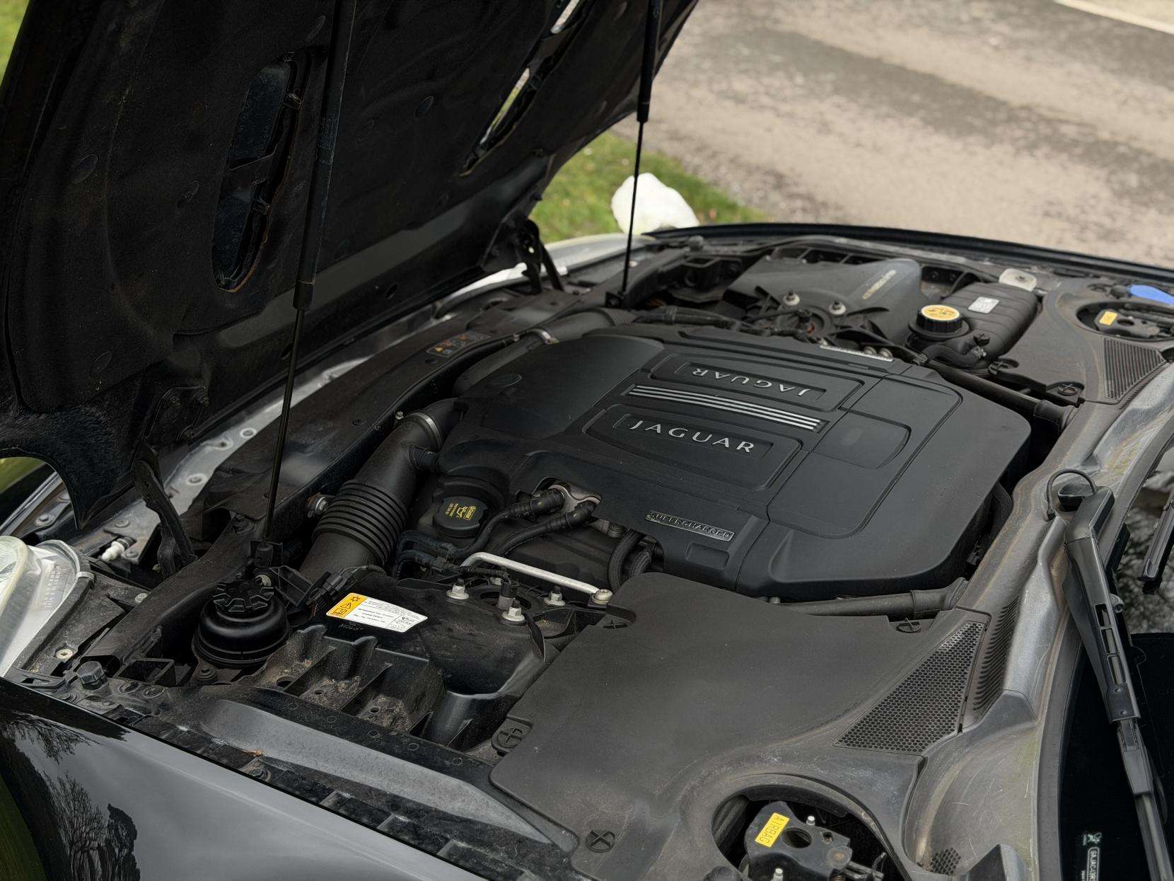 2010 JAGUAR XKR 2010 JAGUAR XKR