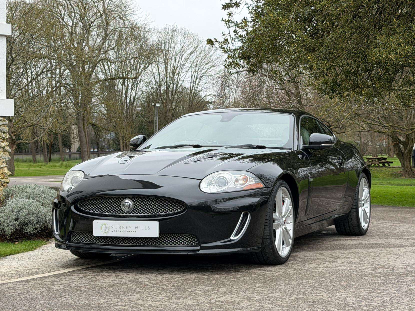 A 2010 JAGUAR XKR 5.0 V8 Coupe 2dr Petrol Auto Euro 5 (510 ps) A 2010 JAGUAR XKR 5.0 V8 Coupe 2dr Petrol Auto Euro 5 (510 ps)