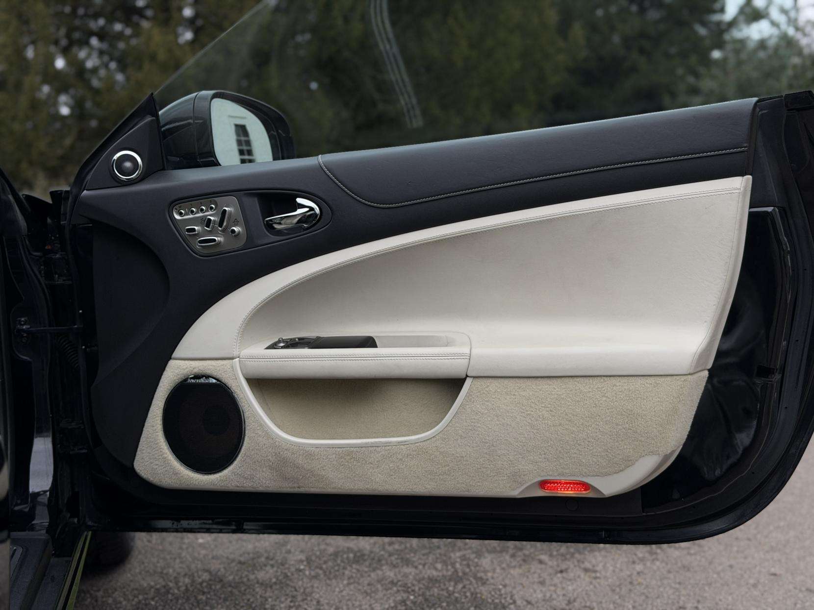 2010 JAGUAR XKR 2010 JAGUAR XKR