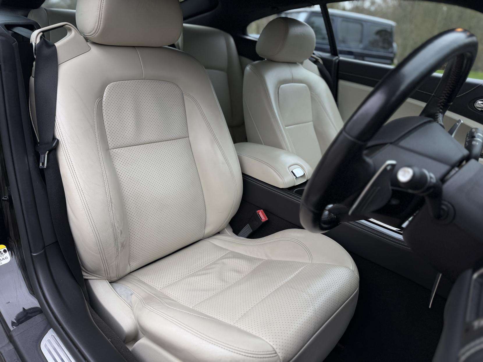 2010 JAGUAR XKR 2010 JAGUAR XKR