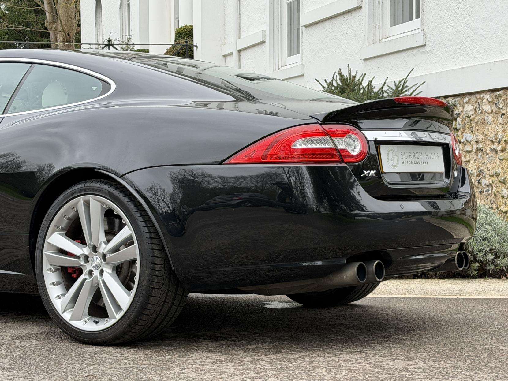 2010 JAGUAR XKR 2010 JAGUAR XKR