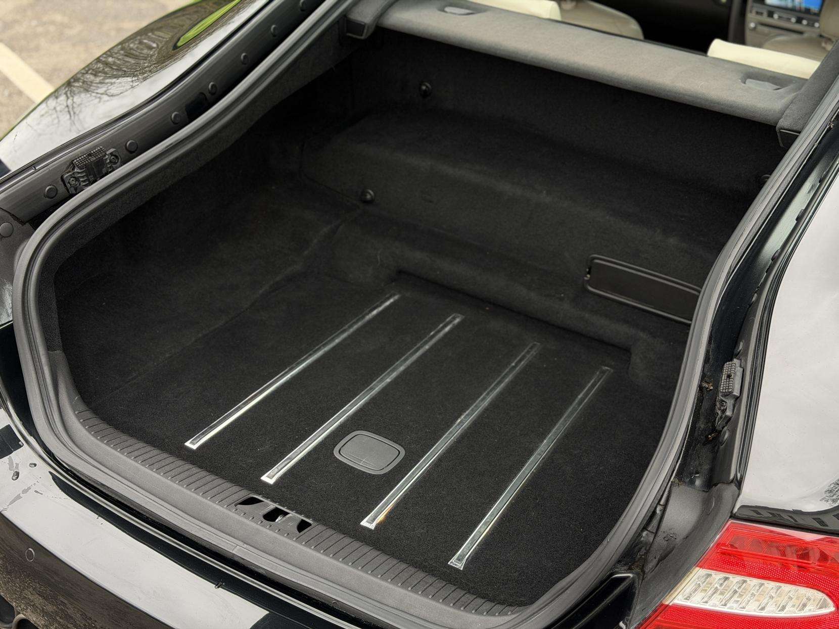 2010 JAGUAR XKR 2010 JAGUAR XKR