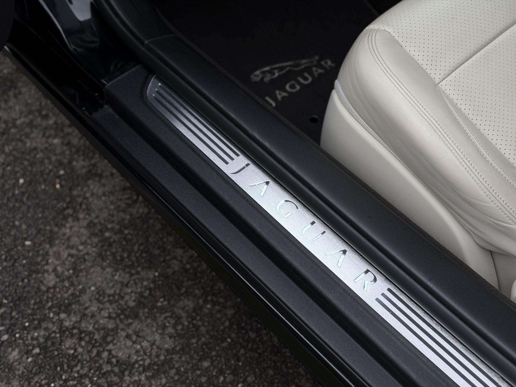 2010 JAGUAR XKR 2010 JAGUAR XKR