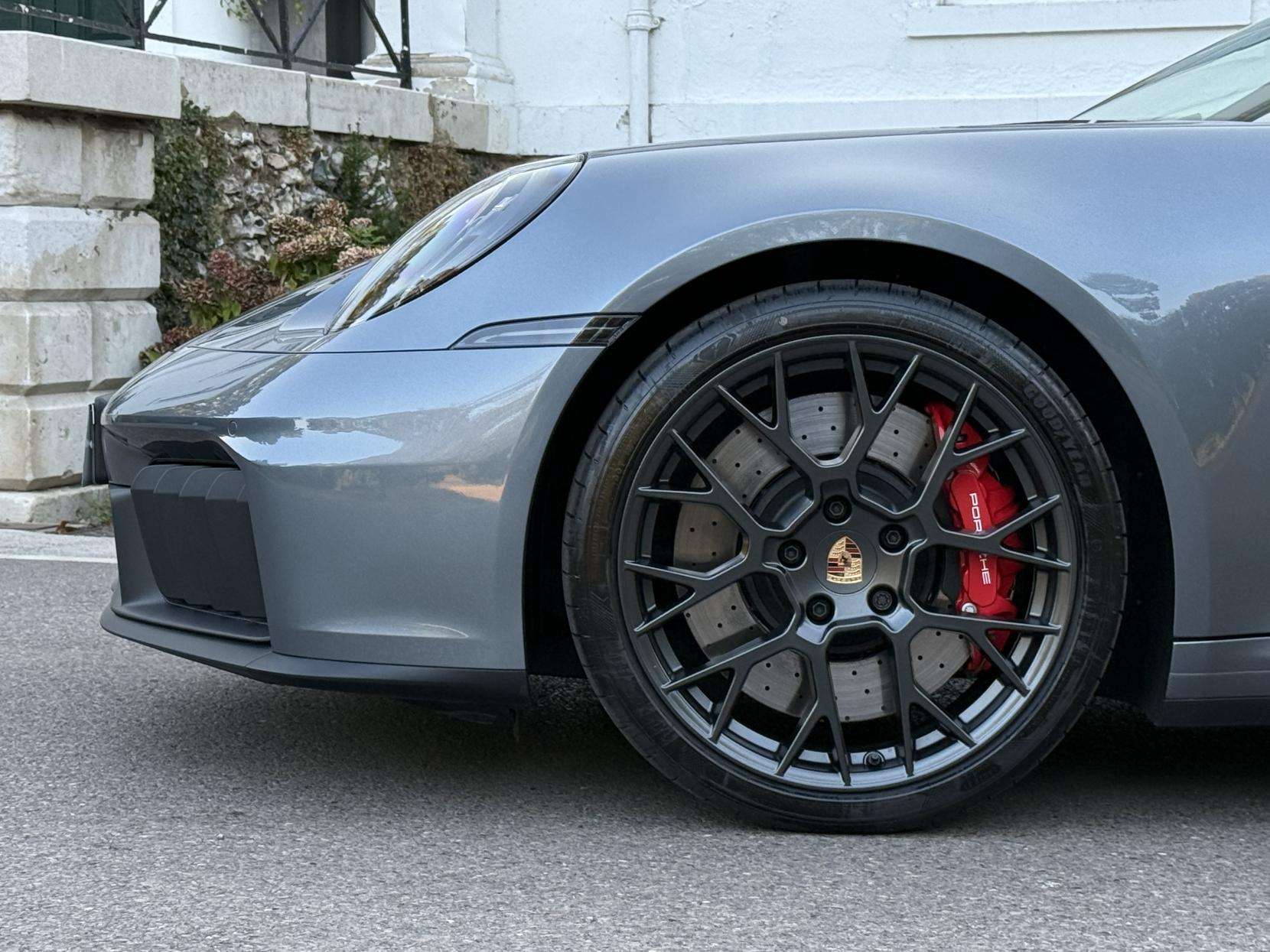 2025 PORSCHE 911 2025 PORSCHE 911