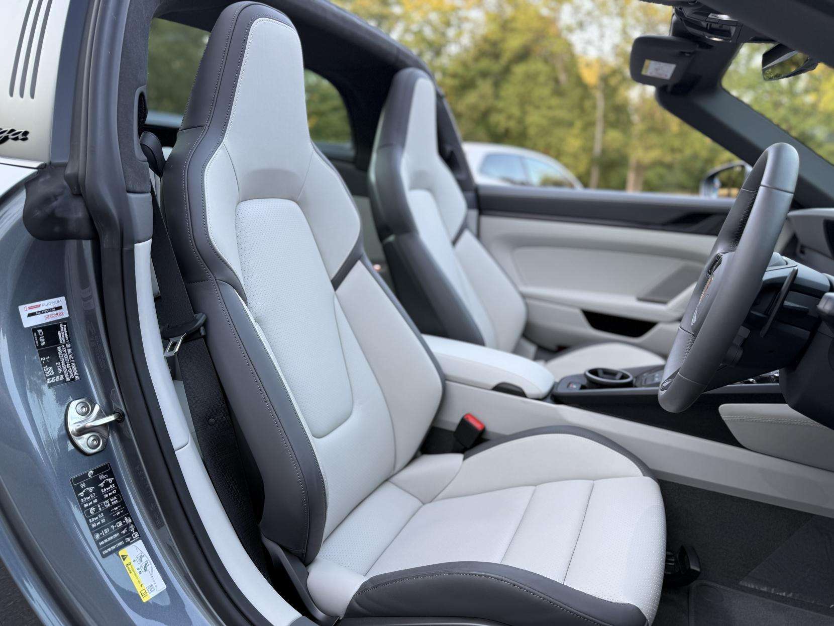 2025 PORSCHE 911 2025 PORSCHE 911