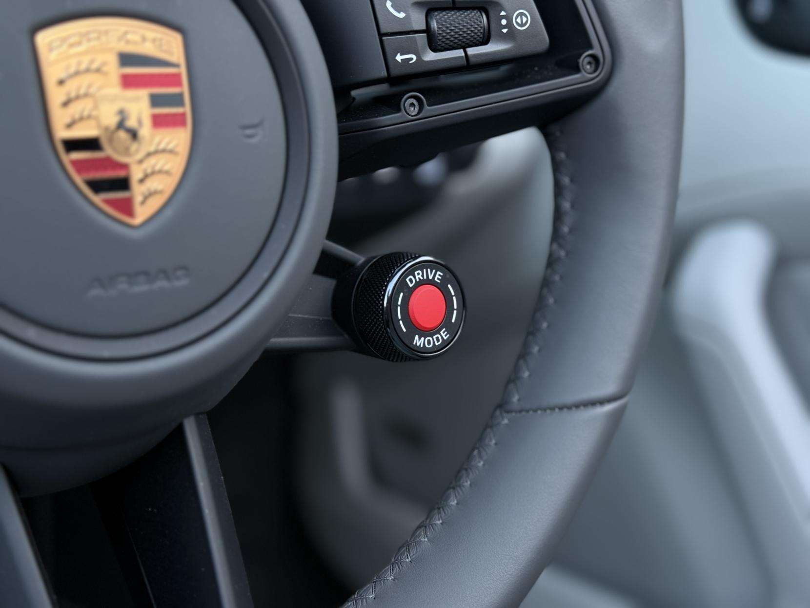 2025 PORSCHE 911 2025 PORSCHE 911