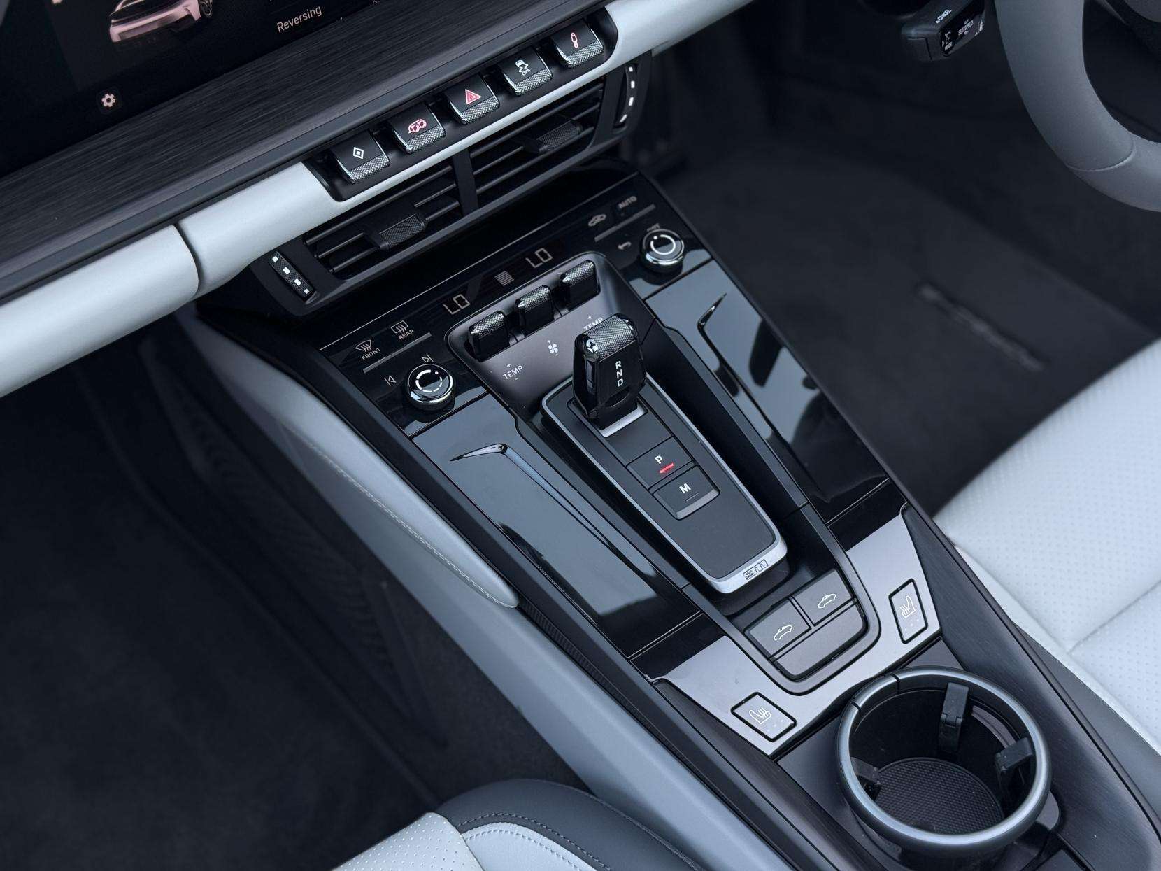 2025 PORSCHE 911 2025 PORSCHE 911