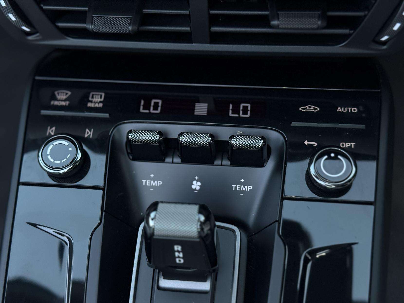 2025 PORSCHE 911 2025 PORSCHE 911