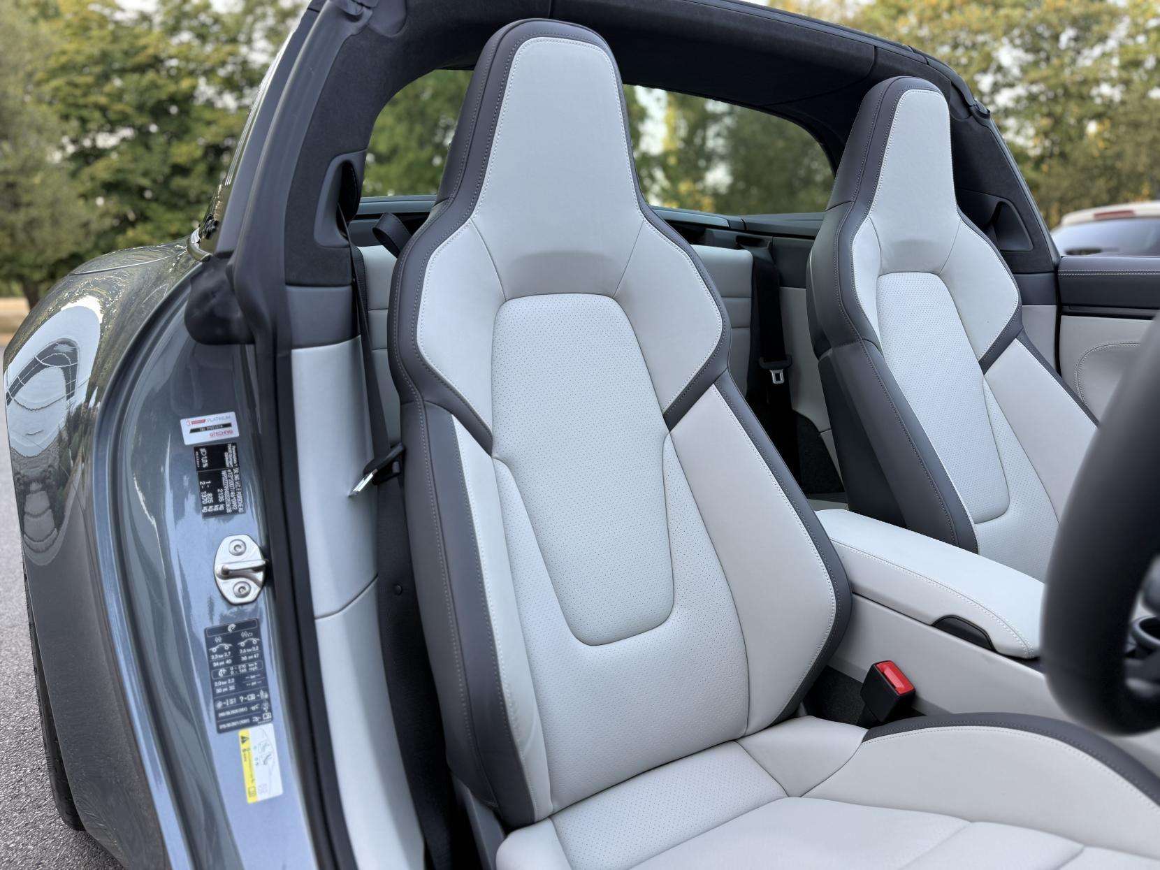 2025 PORSCHE 911 2025 PORSCHE 911