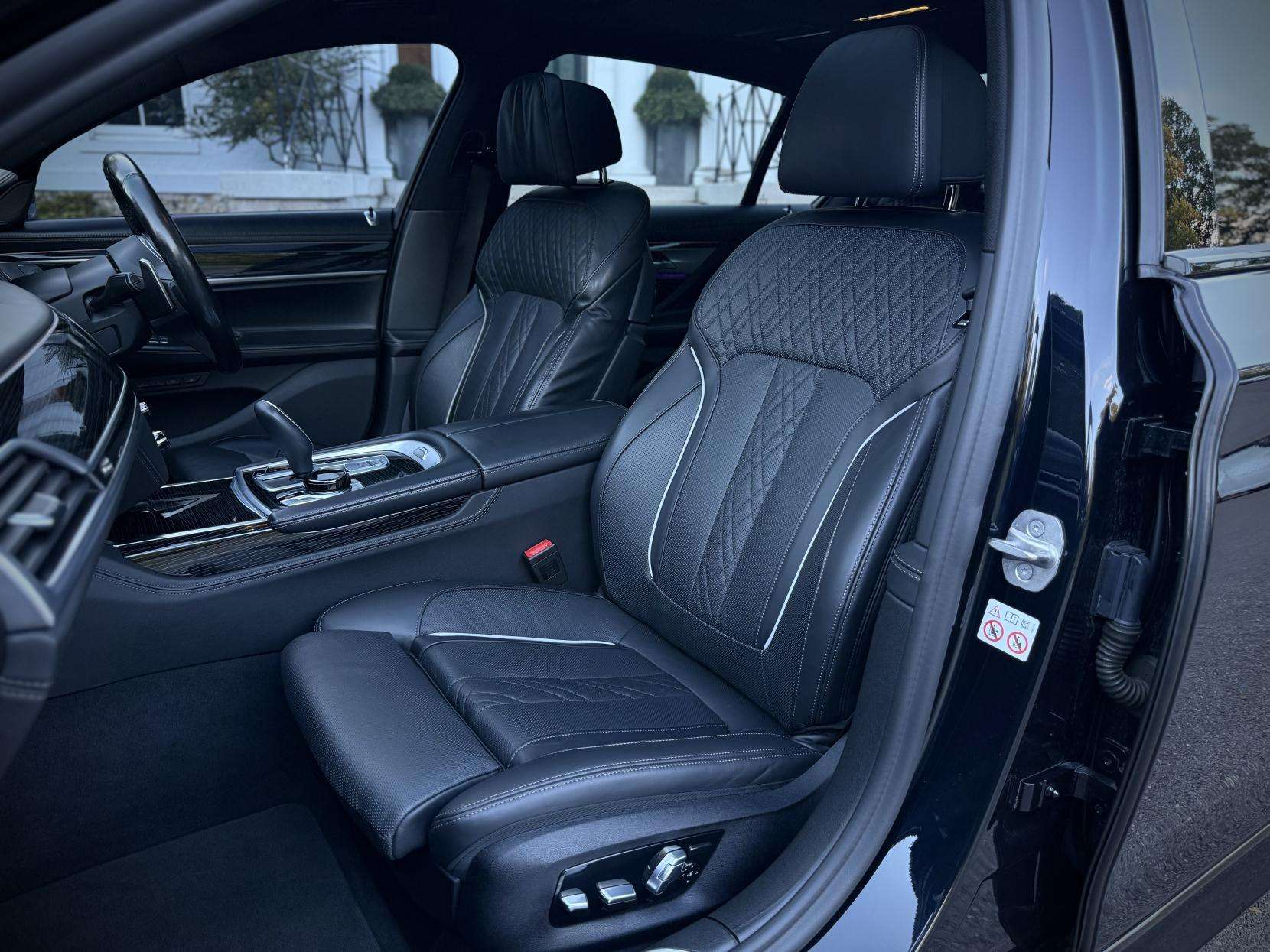 2021 BMW 7 SERIES 2021 BMW 7 SERIES