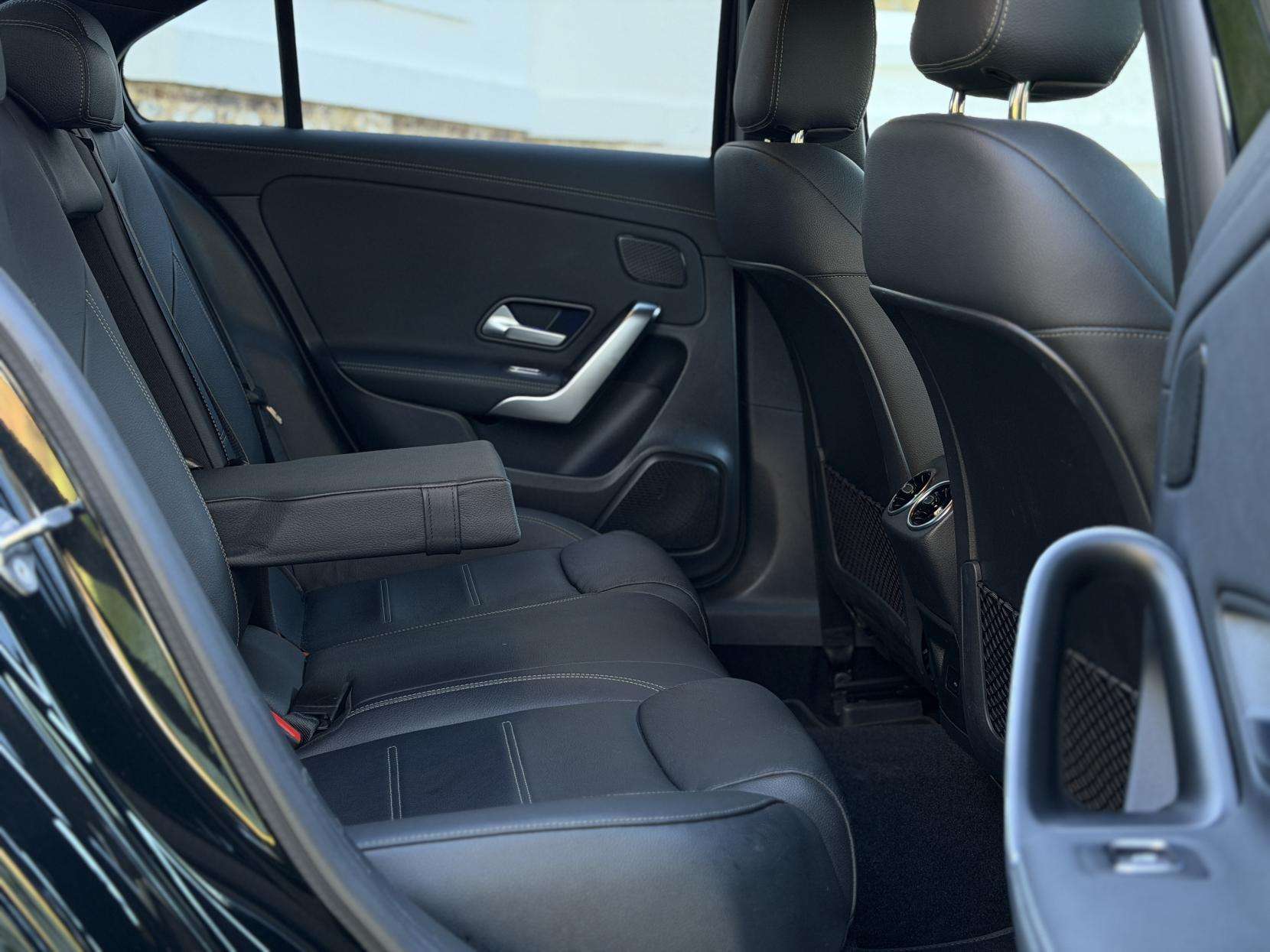 2021 MERCEDES-BENZ A CLASS 2021 MERCEDES-BENZ A CLASS