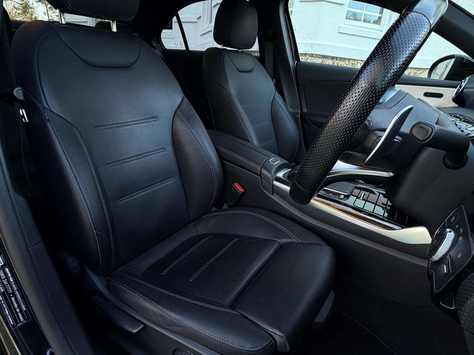 2021 MERCEDES-BENZ A CLASS 2021 MERCEDES-BENZ A CLASS