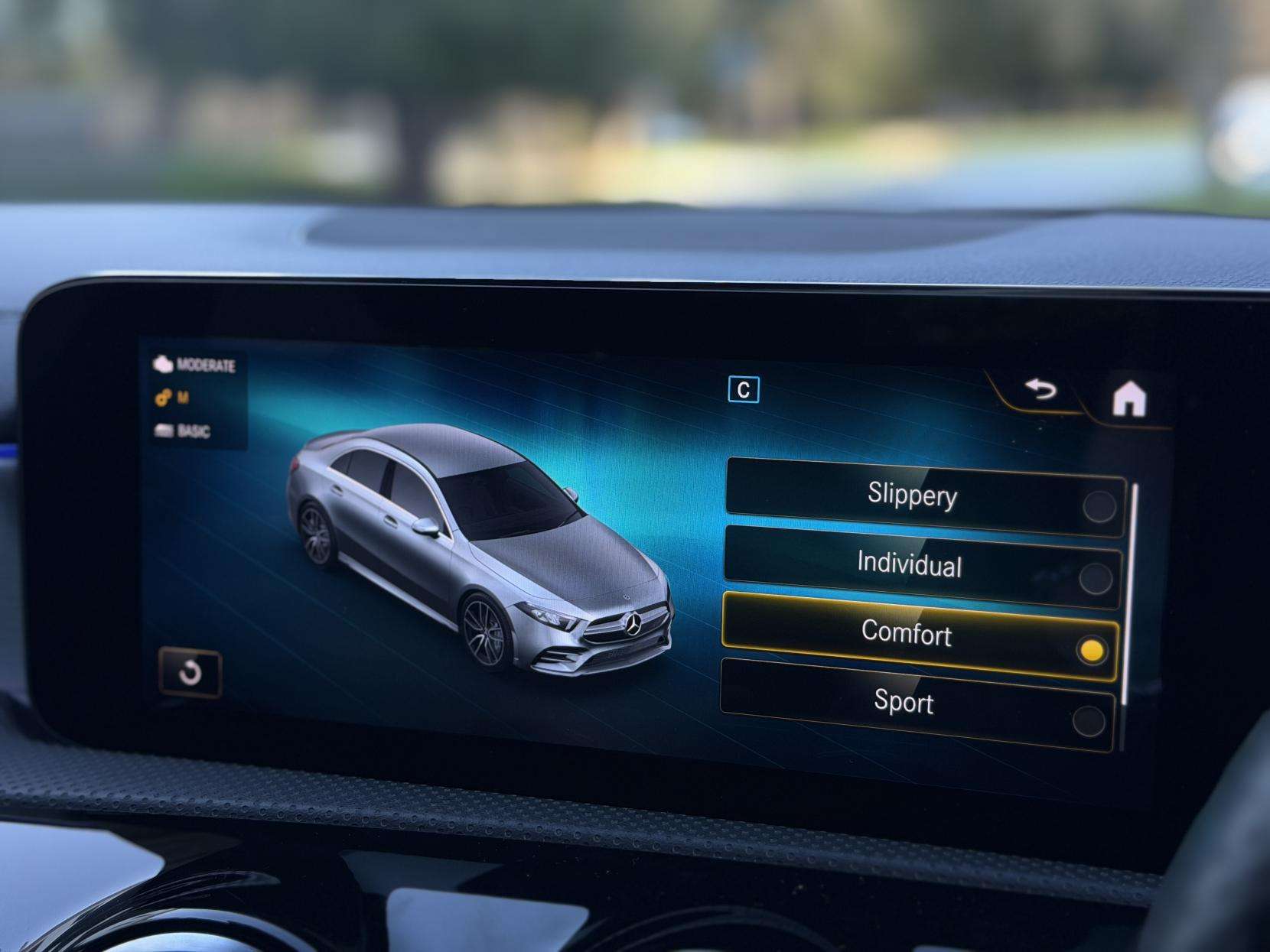 2021 MERCEDES-BENZ A CLASS 2021 MERCEDES-BENZ A CLASS