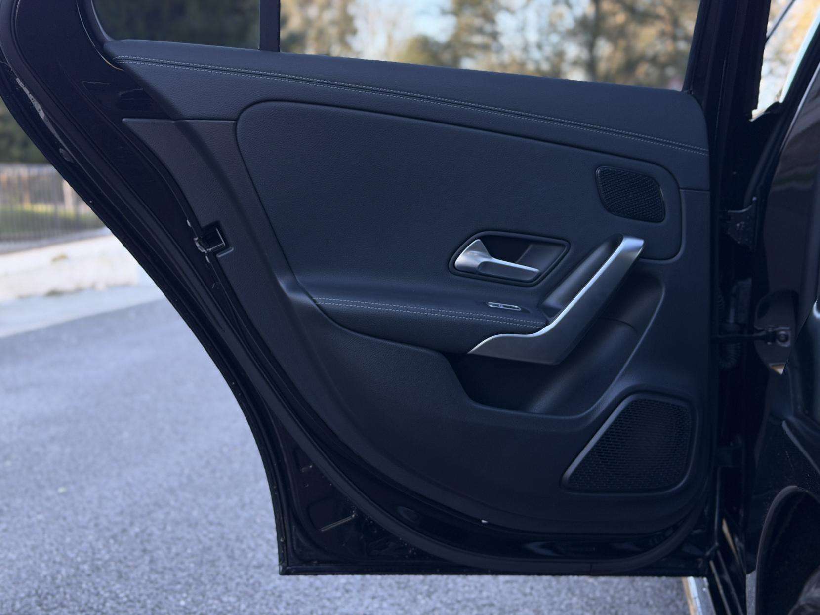 2021 MERCEDES-BENZ A CLASS 2021 MERCEDES-BENZ A CLASS