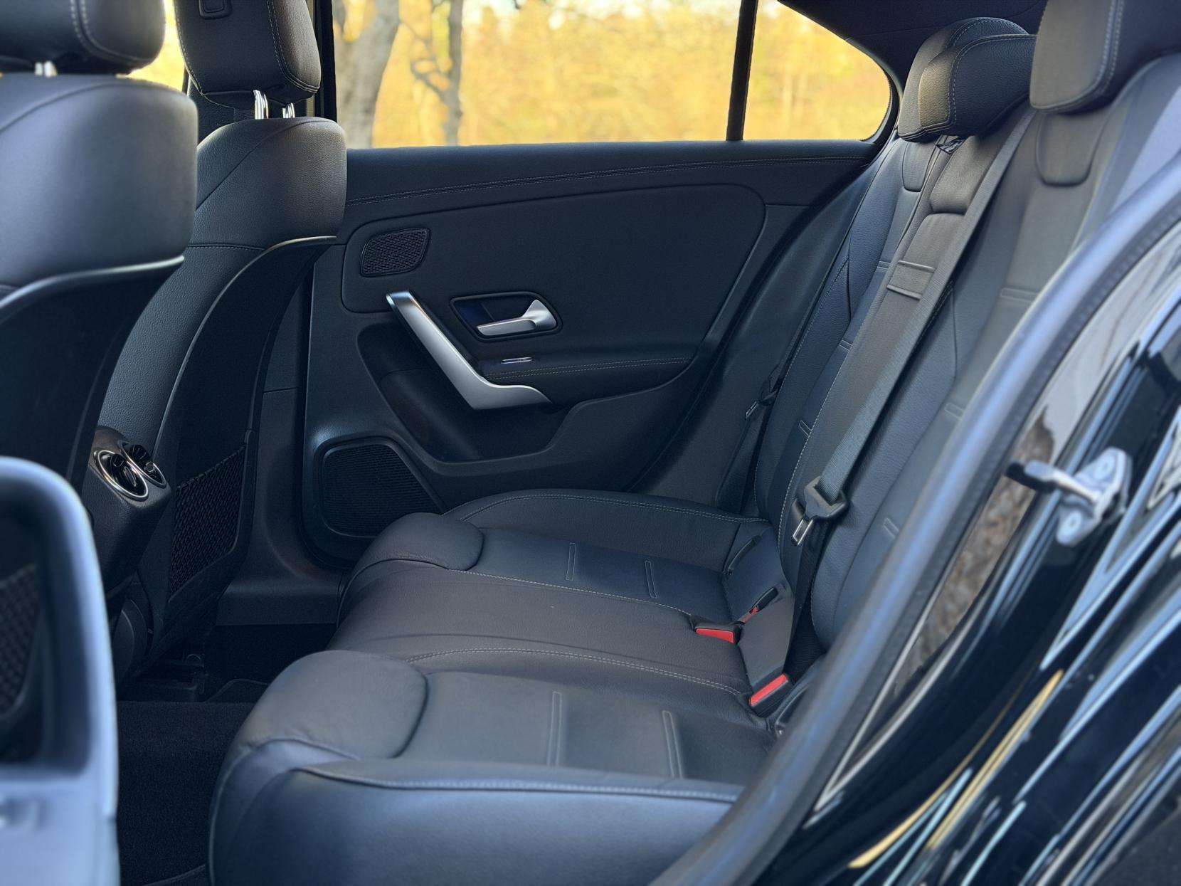 2021 MERCEDES-BENZ A CLASS 2021 MERCEDES-BENZ A CLASS