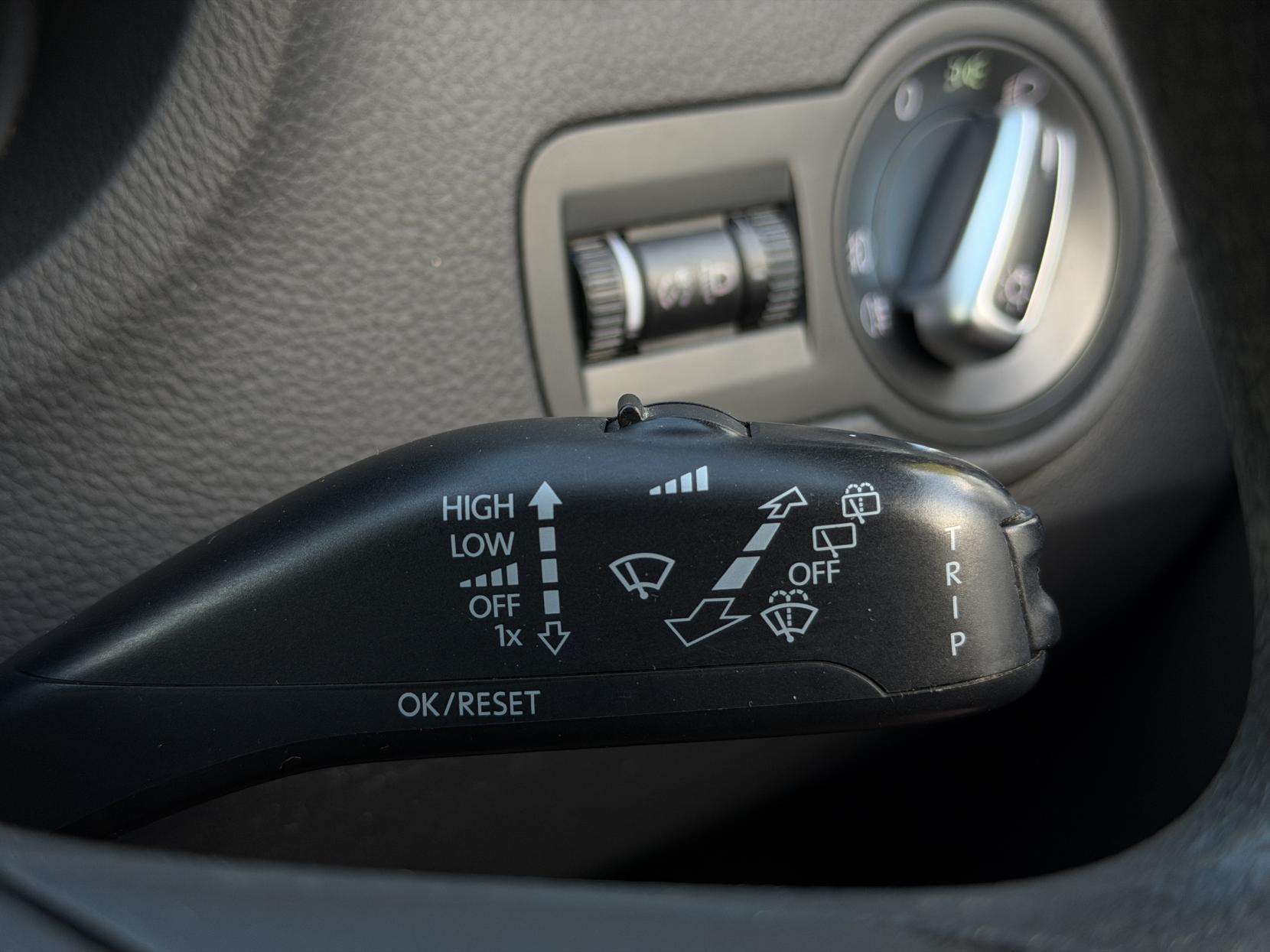 2011 VOLKSWAGEN POLO 2011 VOLKSWAGEN POLO