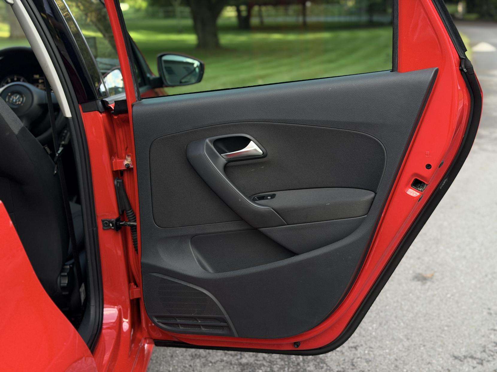 2011 VOLKSWAGEN POLO 2011 VOLKSWAGEN POLO