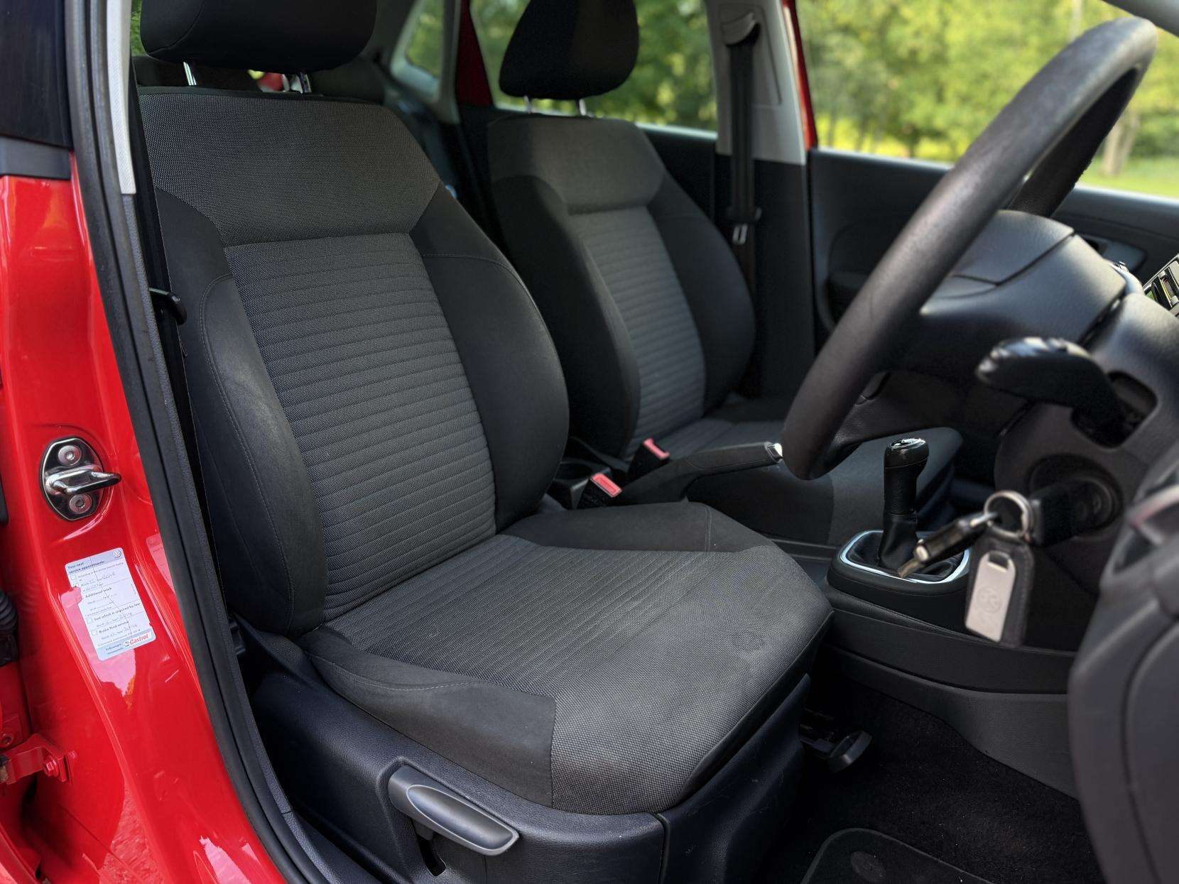 2011 VOLKSWAGEN POLO 2011 VOLKSWAGEN POLO