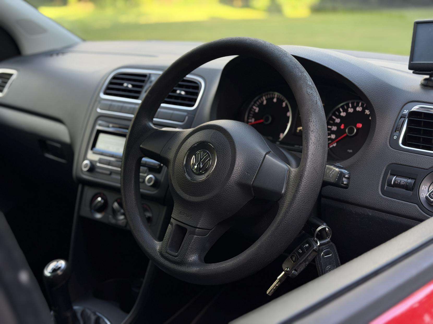 2011 VOLKSWAGEN POLO 2011 VOLKSWAGEN POLO