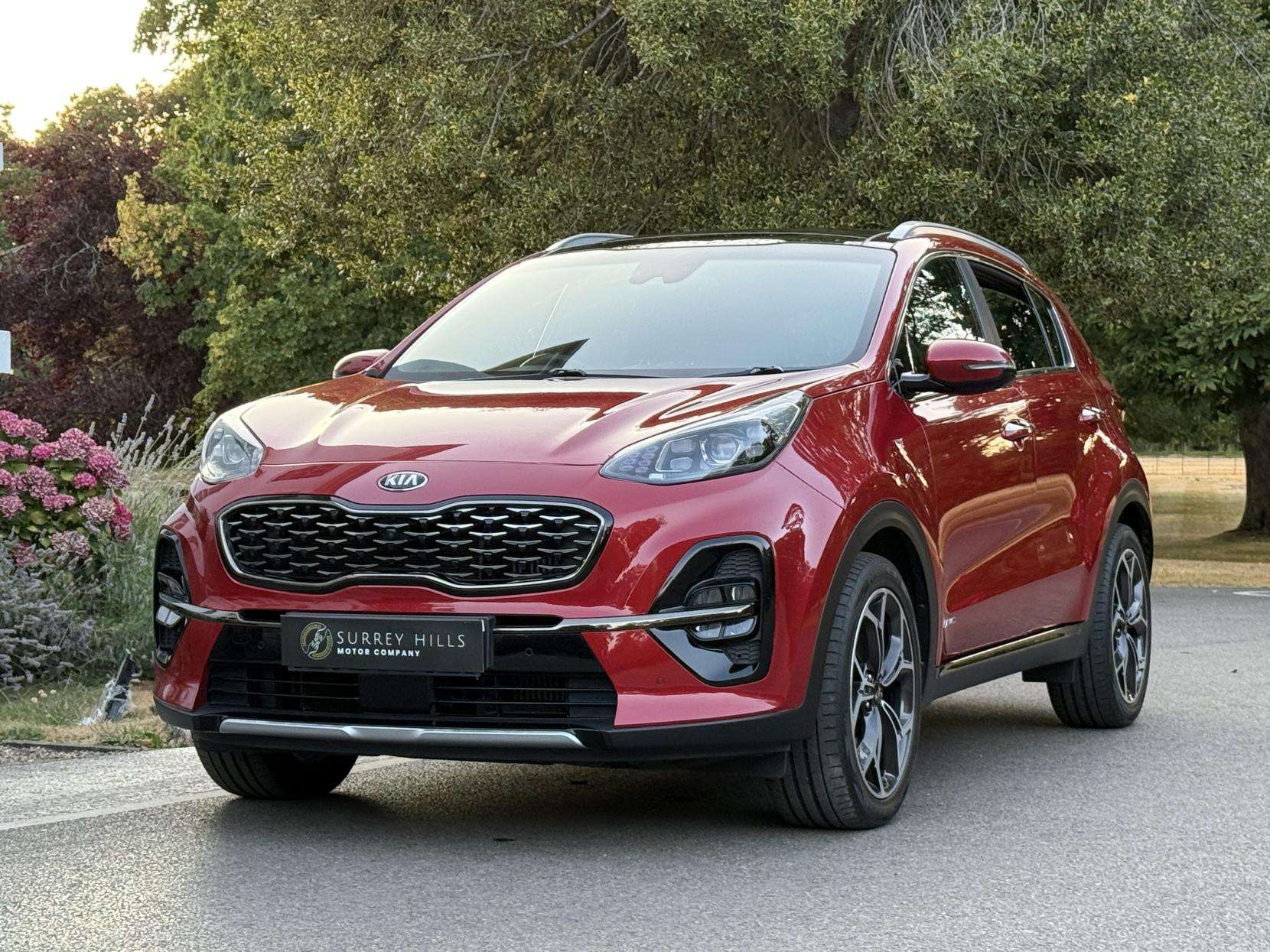 A 2019 KIA SPORTAGE 1.6 T-GDi GT-Line S SUV 5dr Petrol DCT AWD Euro 6 (s/s) (174 bhp) A 2019 KIA SPORTAGE 1.6 T-GDi GT-Line S SUV 5dr Petrol DCT AWD Euro 6 (s/s) (174 bhp)