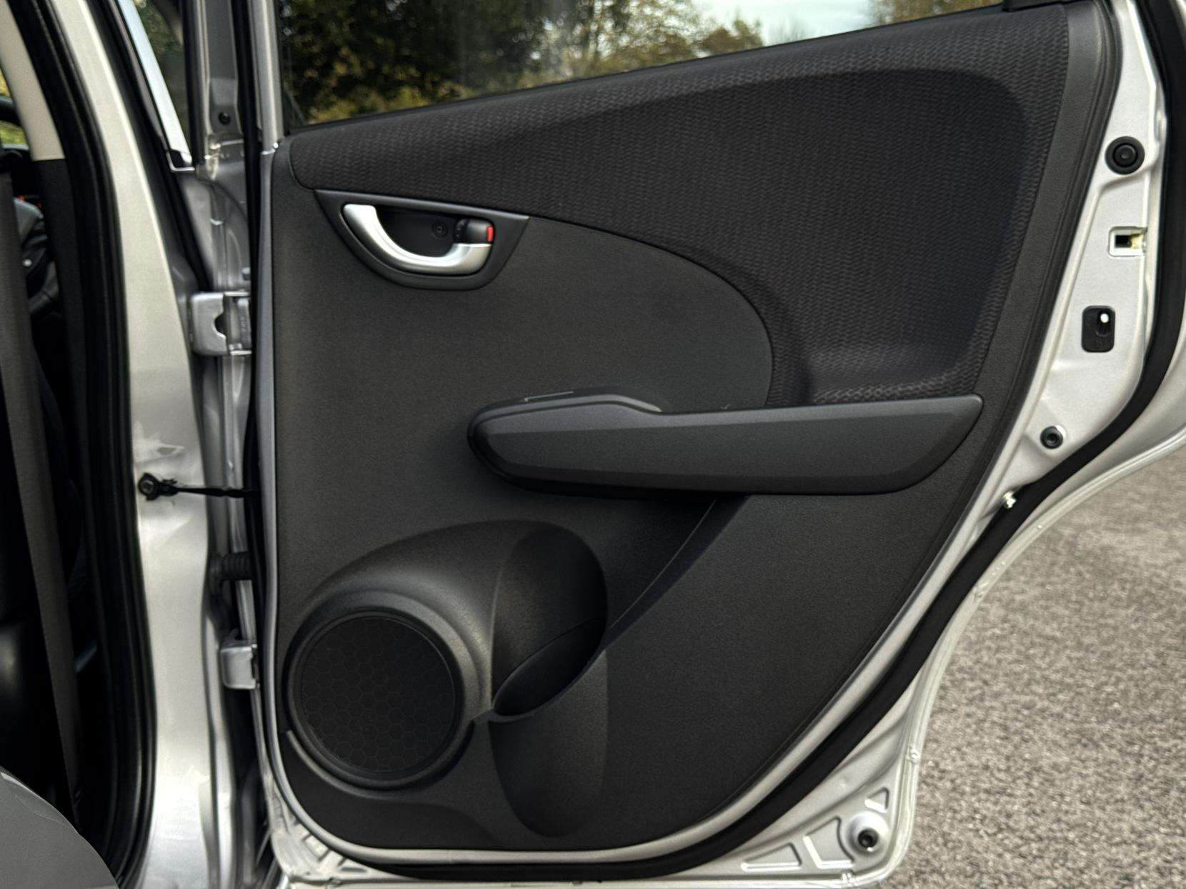 2013 HONDA JAZZ 2013 HONDA JAZZ