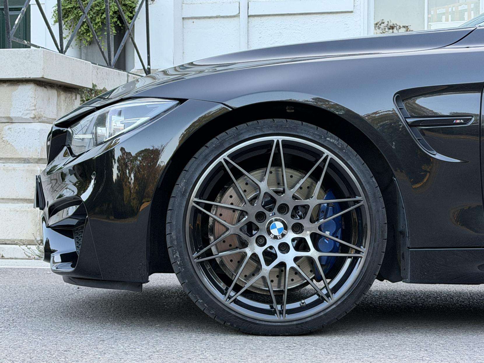 2019 BMW M4 2019 BMW M4