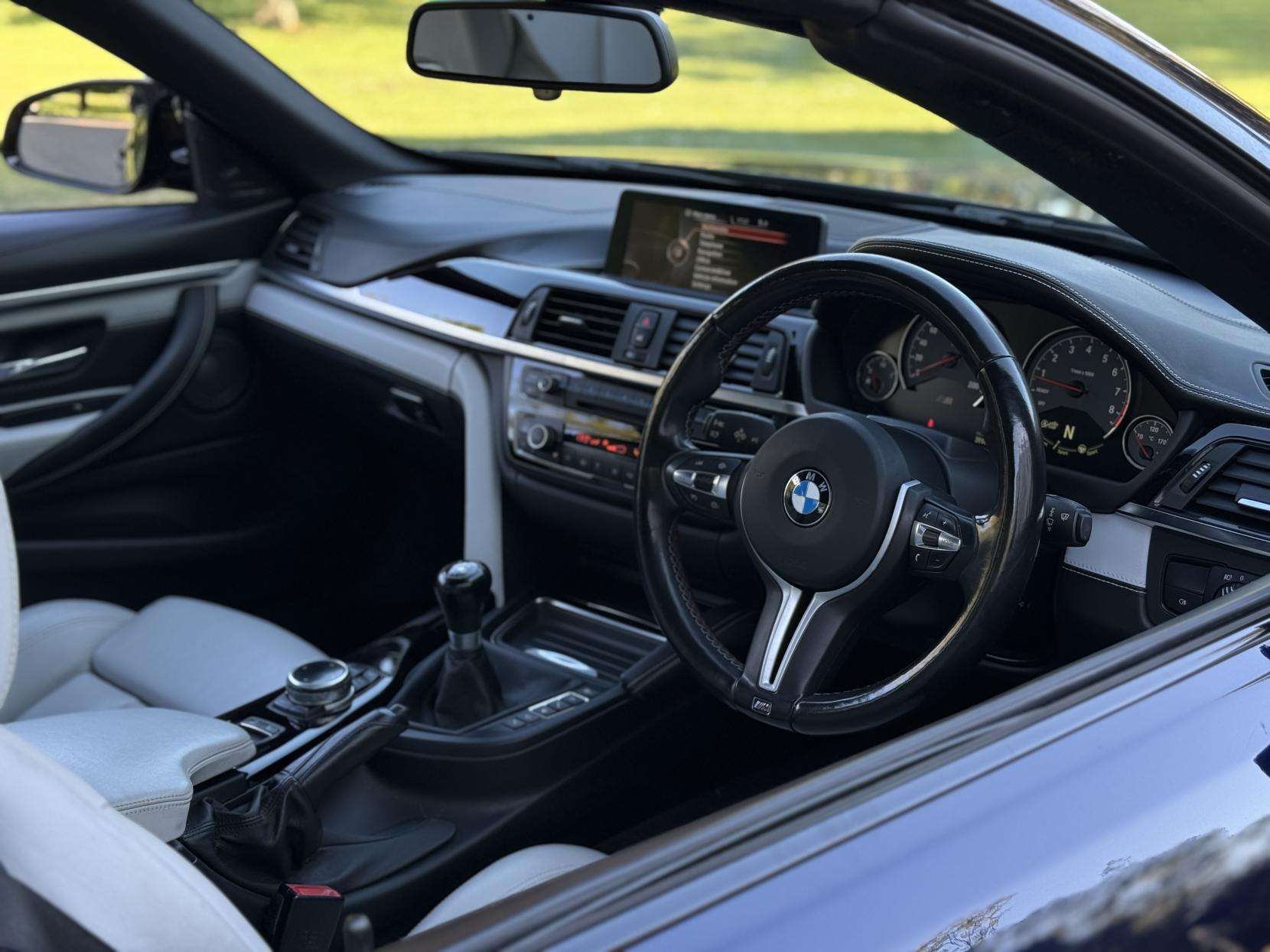 2014 BMW M4 2014 BMW M4