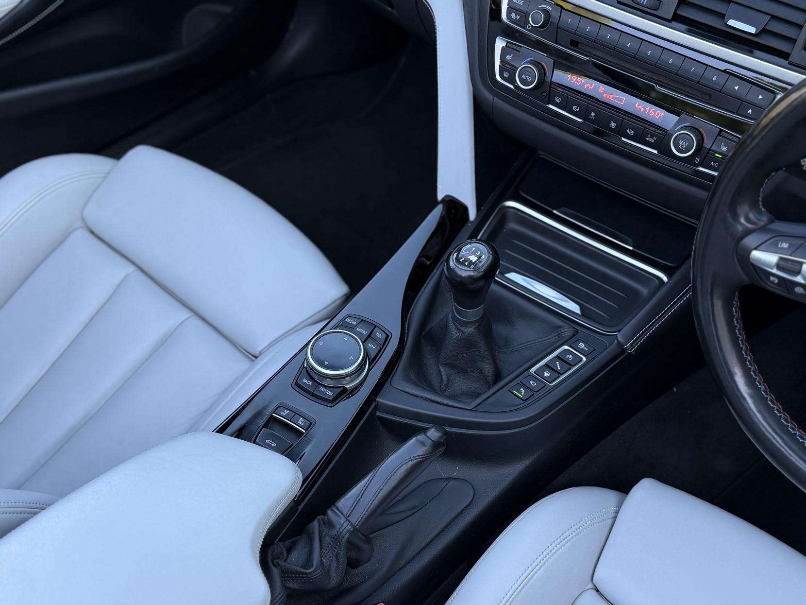 2014 BMW M4 2014 BMW M4