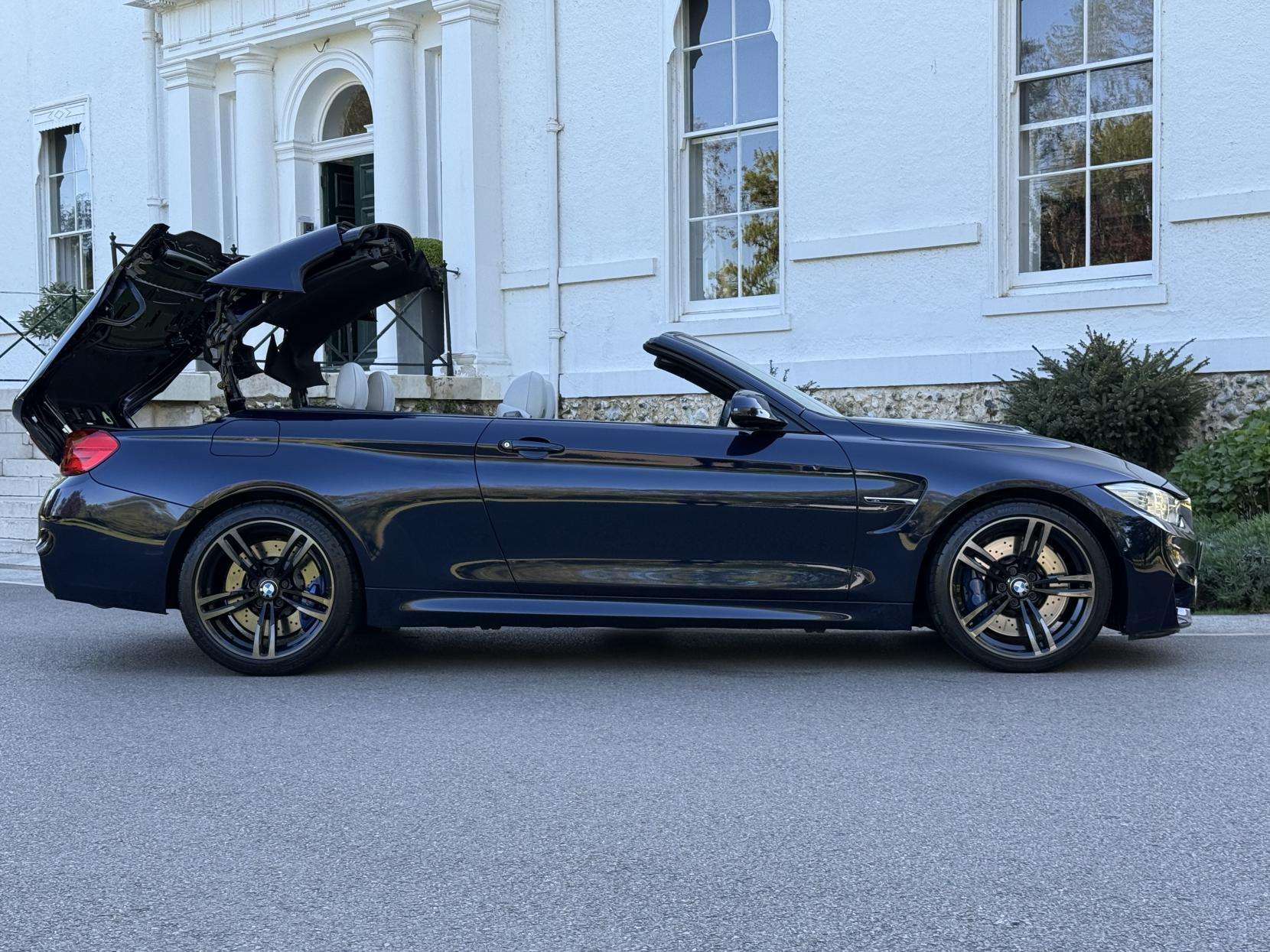 2014 BMW M4 2014 BMW M4