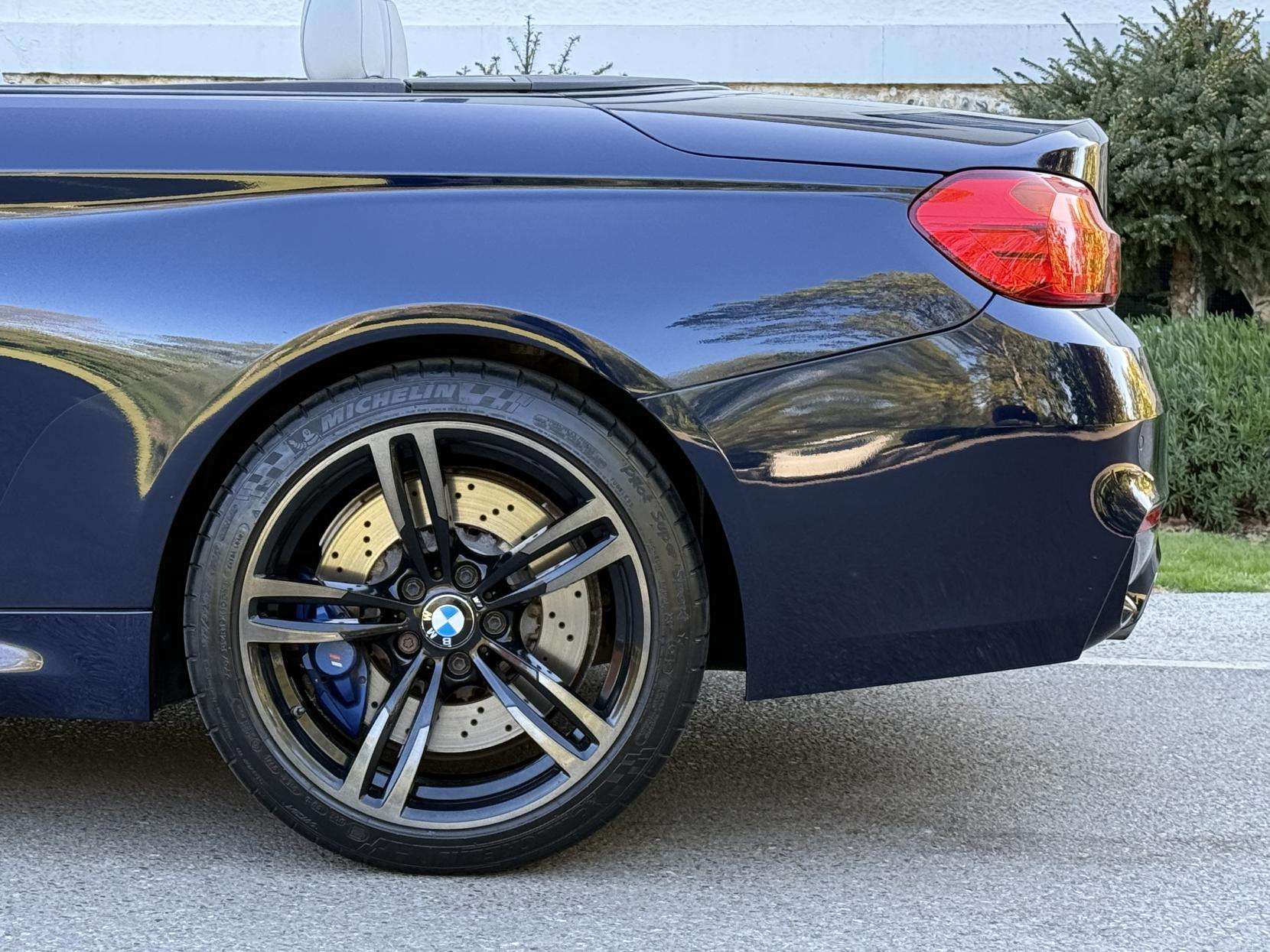 2014 BMW M4 2014 BMW M4