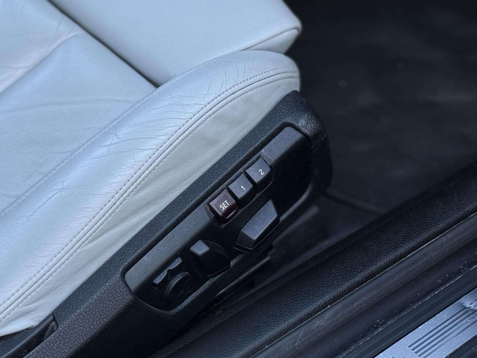 2014 BMW M4 2014 BMW M4